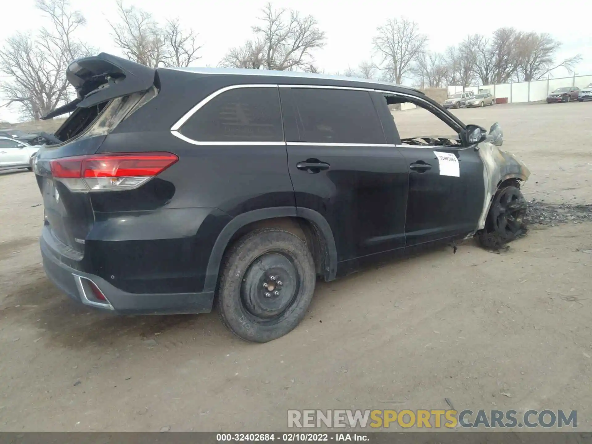 4 Фотография поврежденного автомобиля 5TDYZRFH3KS323050 TOYOTA HIGHLANDER 2019