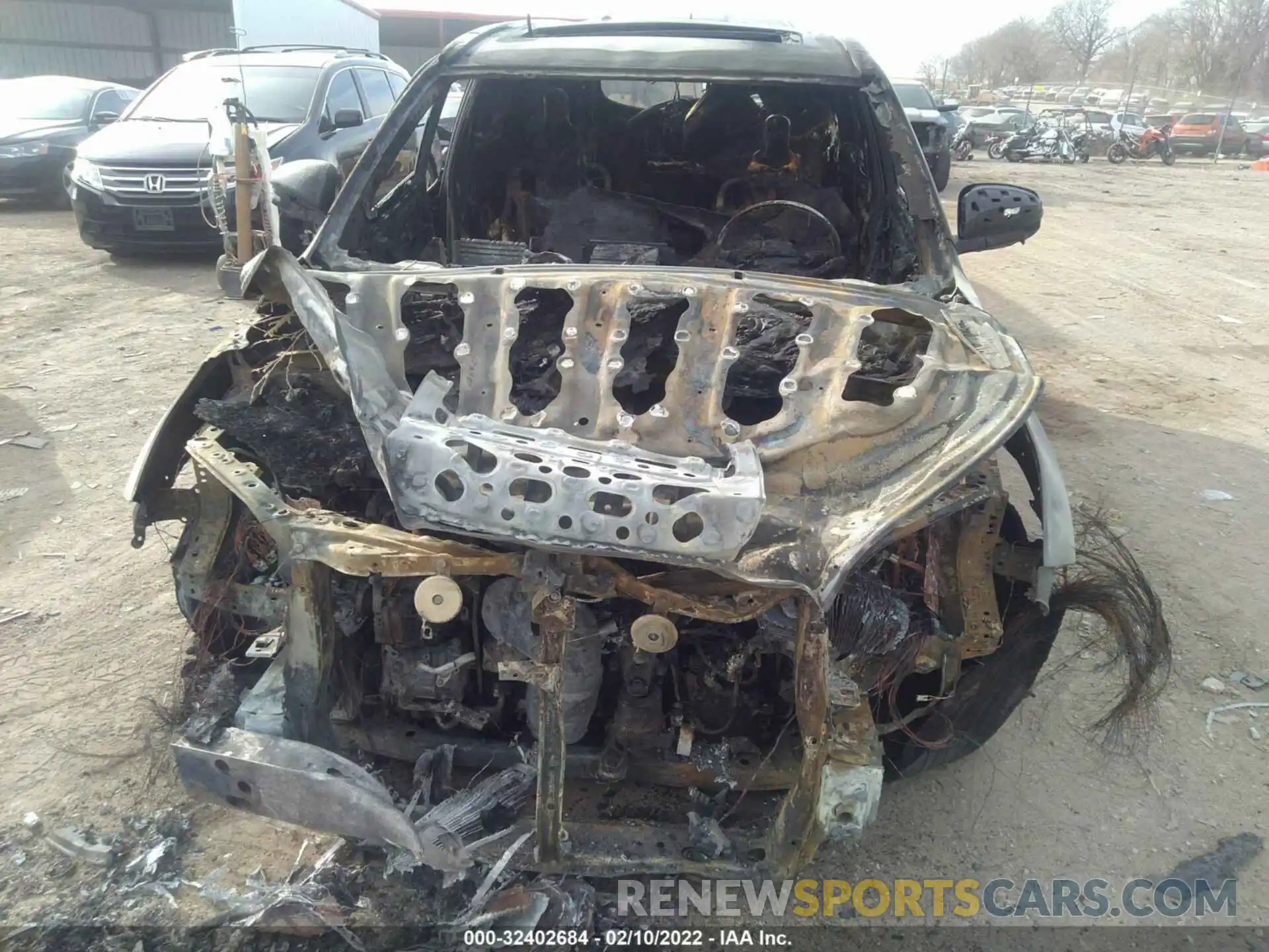 6 Photograph of a damaged car 5TDYZRFH3KS323050 TOYOTA HIGHLANDER 2019