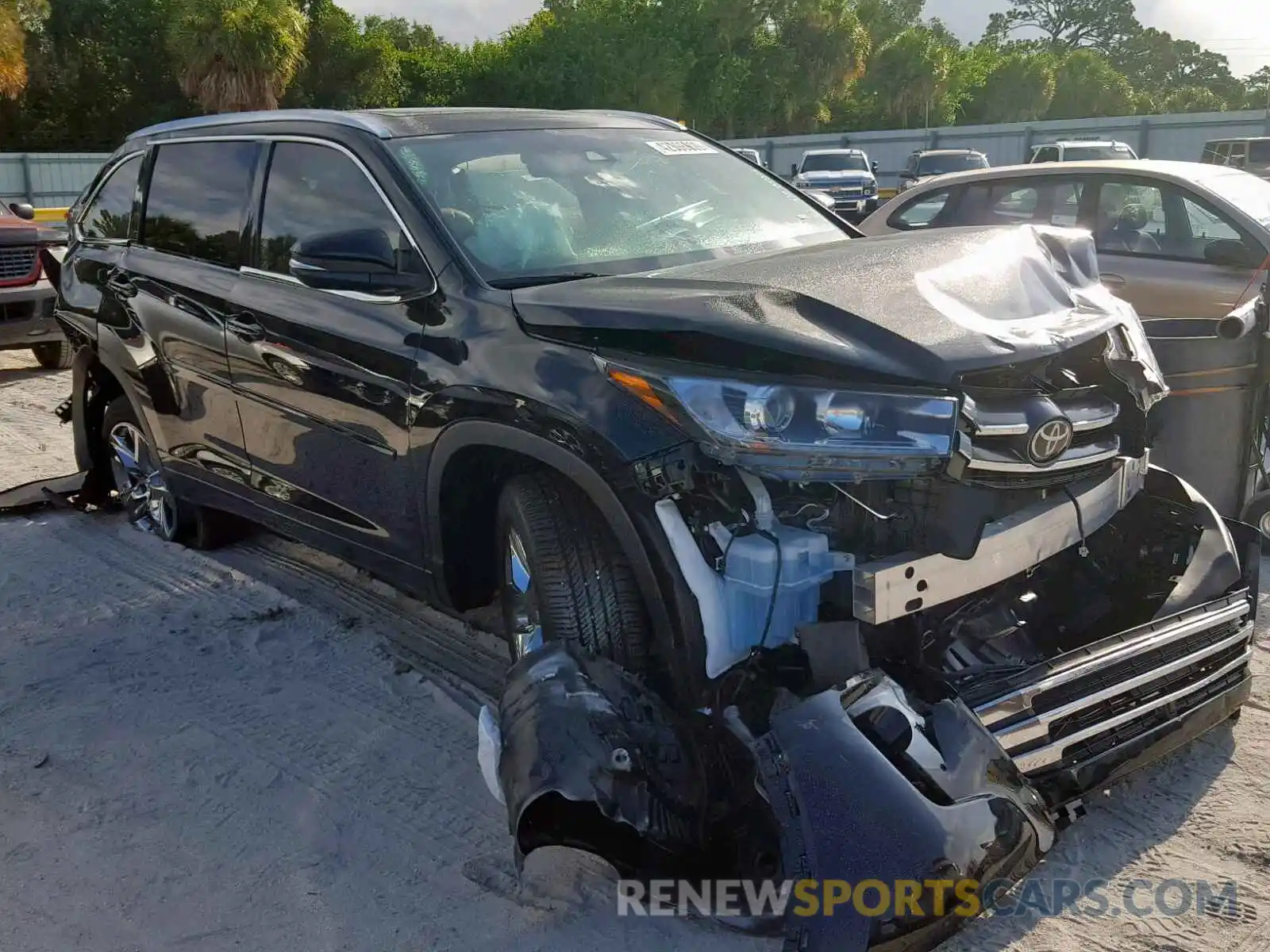 1 Photograph of a damaged car 5TDYZRFH3KS331147 TOYOTA HIGHLANDER 2019