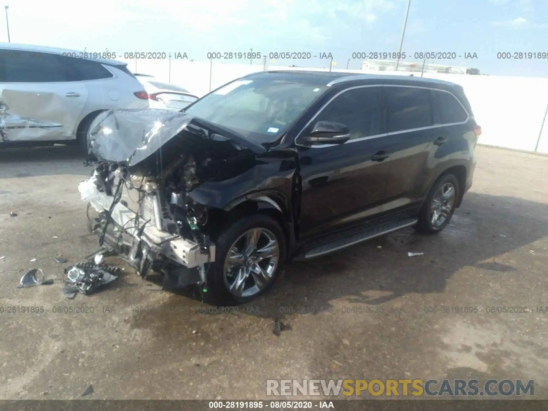 2 Photograph of a damaged car 5TDYZRFH3KS338387 TOYOTA HIGHLANDER 2019