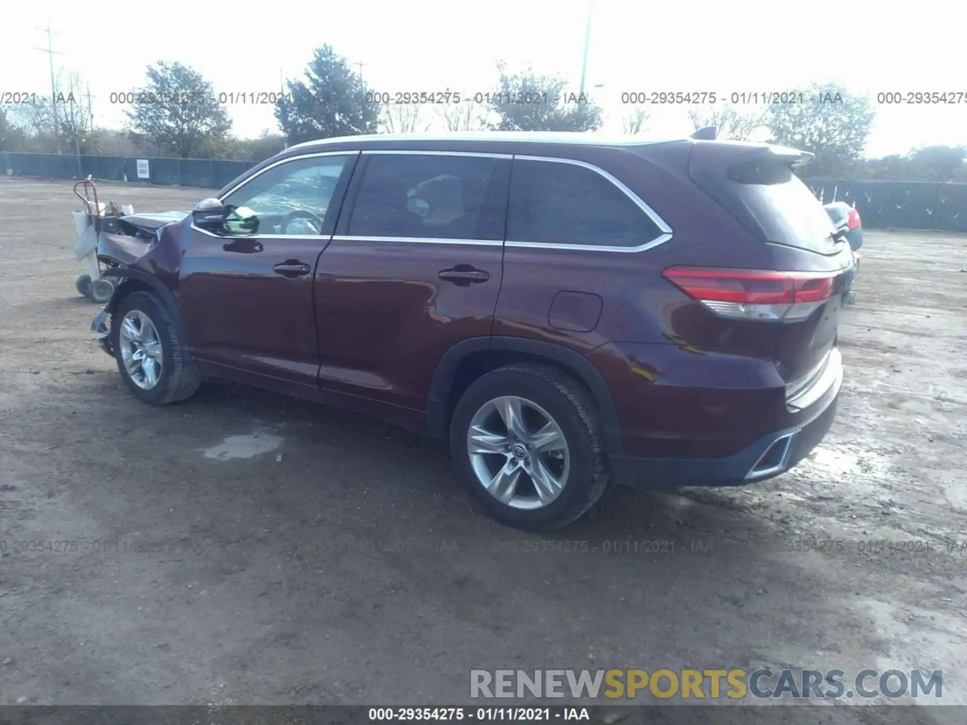 3 Photograph of a damaged car 5TDYZRFH3KS367503 TOYOTA HIGHLANDER 2019