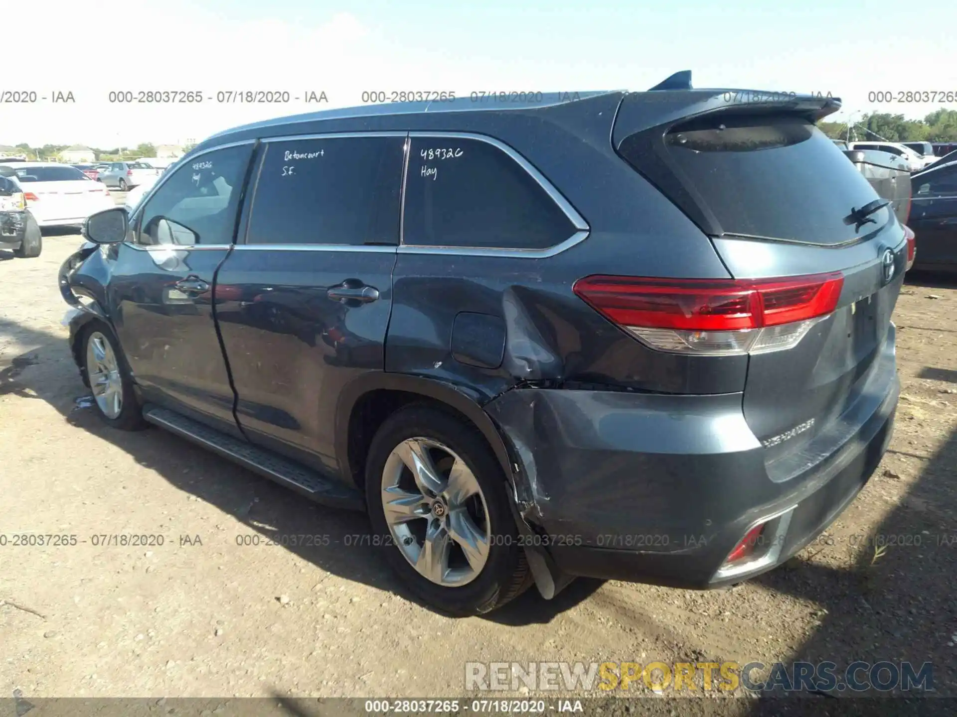 3 Photograph of a damaged car 5TDYZRFH3KS368909 TOYOTA HIGHLANDER 2019