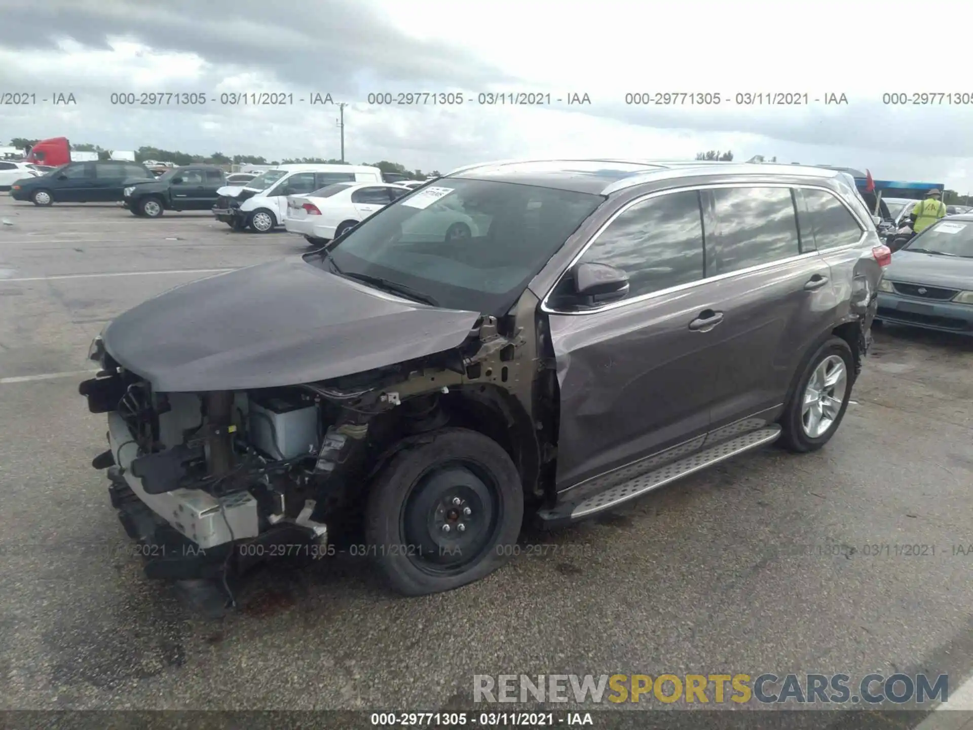 2 Photograph of a damaged car 5TDYZRFH4KS312395 TOYOTA HIGHLANDER 2019