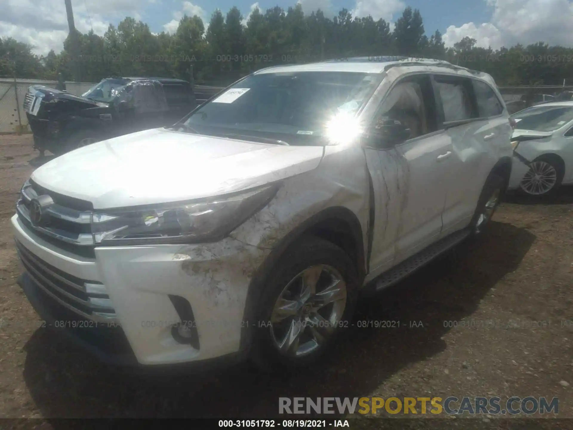 6 Photograph of a damaged car 5TDYZRFH4KS333991 TOYOTA HIGHLANDER 2019