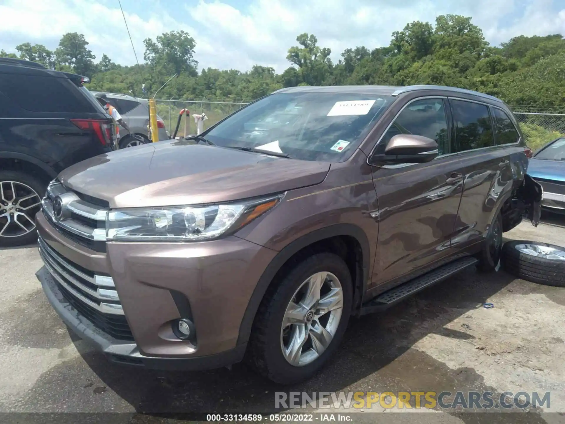 2 Photograph of a damaged car 5TDYZRFH4KS350743 TOYOTA HIGHLANDER 2019