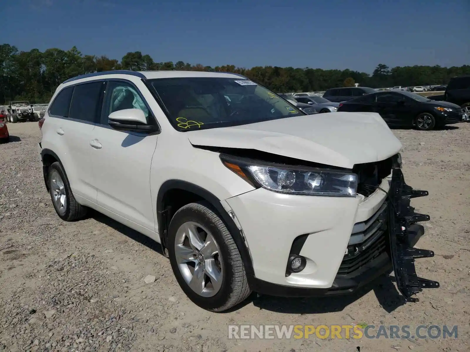 1 Photograph of a damaged car 5TDYZRFH4KS357188 TOYOTA HIGHLANDER 2019