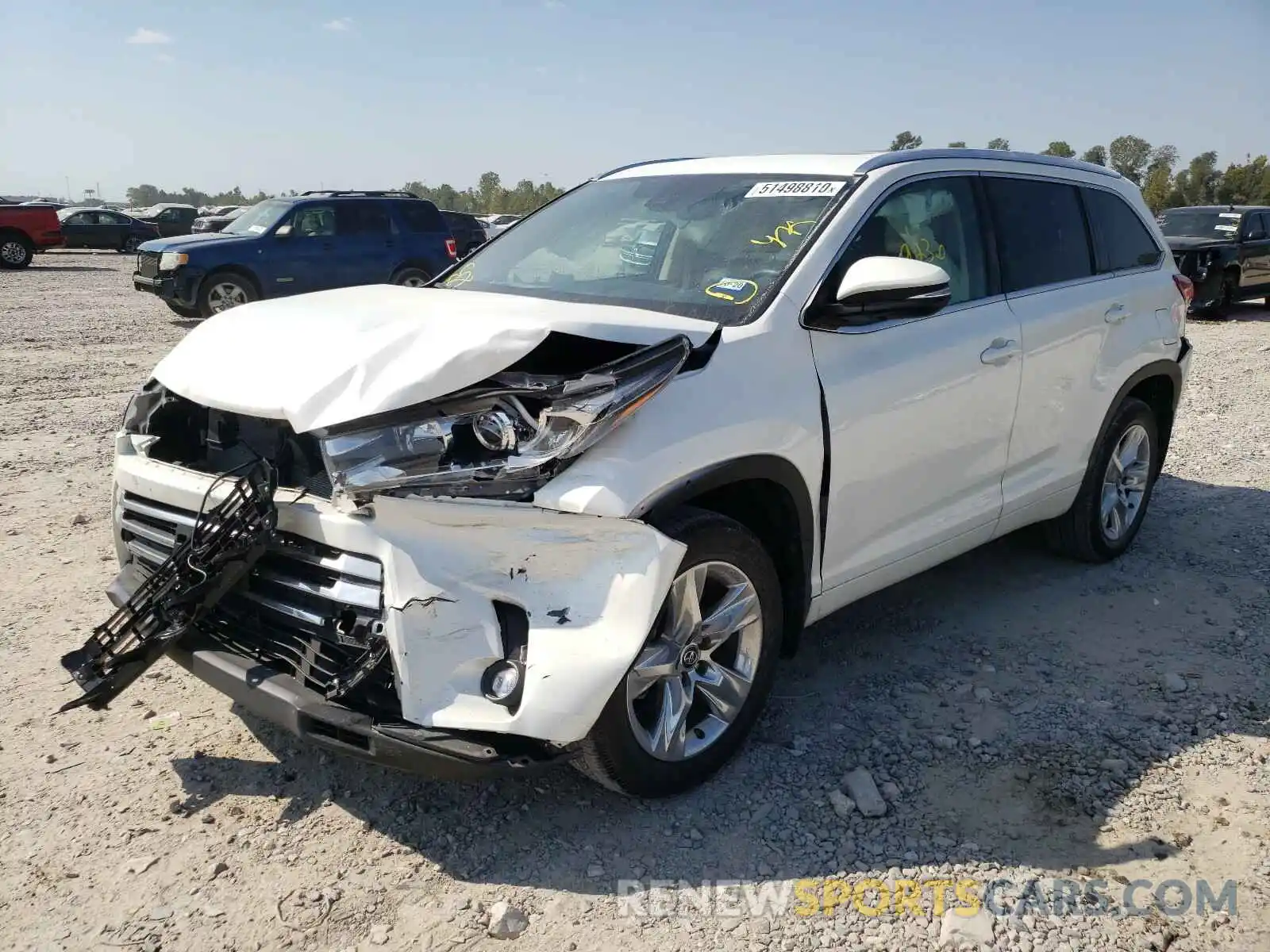 2 Photograph of a damaged car 5TDYZRFH4KS357188 TOYOTA HIGHLANDER 2019