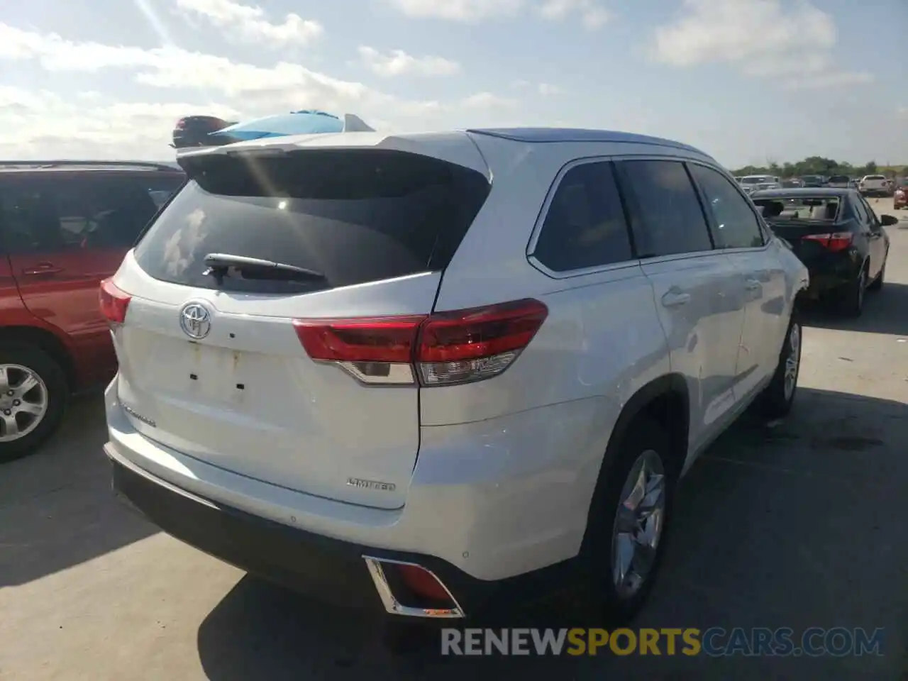 4 Фотография поврежденного автомобиля 5TDYZRFH4KS369809 TOYOTA HIGHLANDER 2019