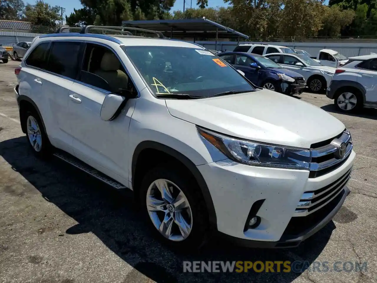 1 Photograph of a damaged car 5TDYZRFH5KS294022 TOYOTA HIGHLANDER 2019