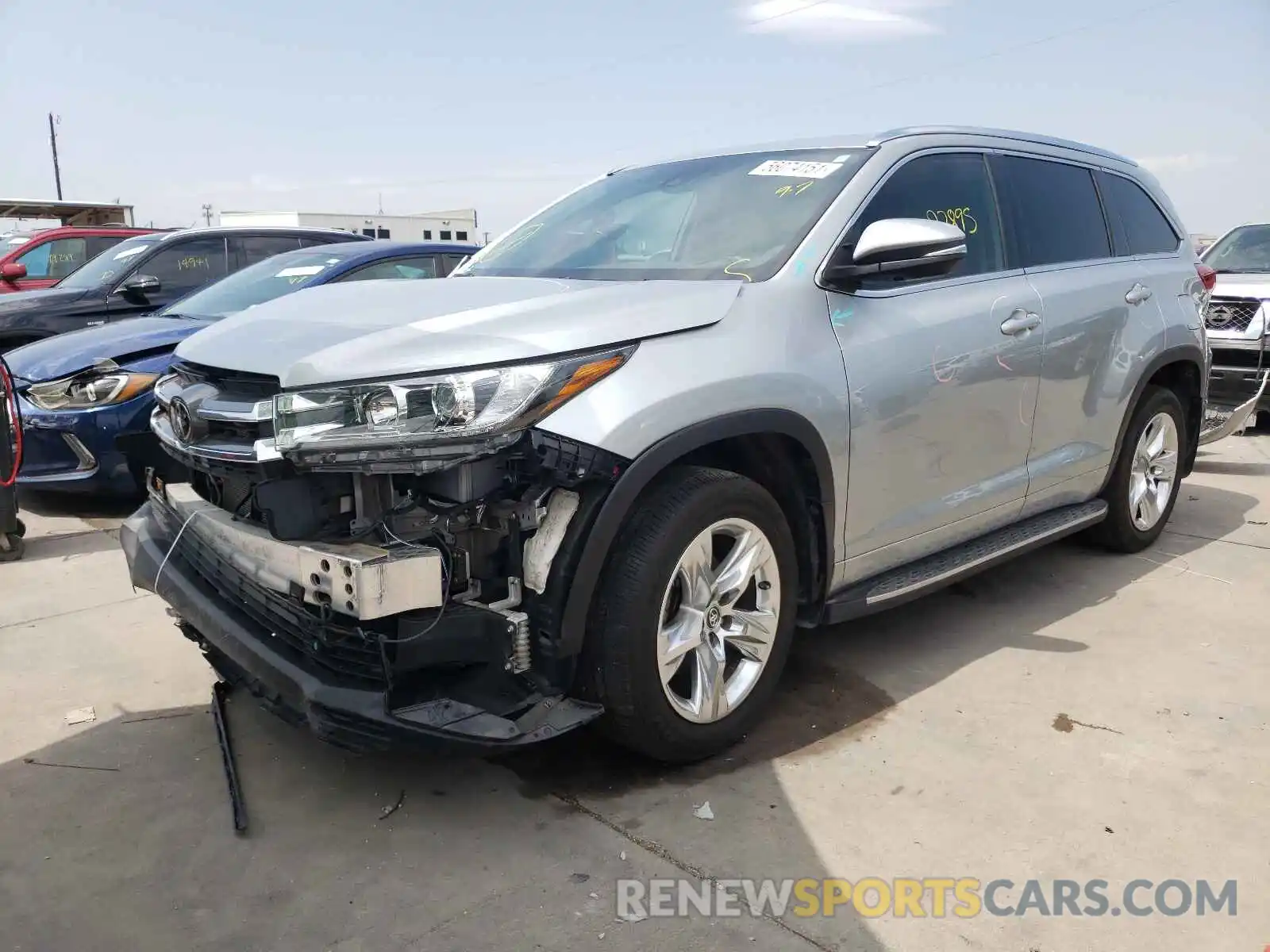 2 Photograph of a damaged car 5TDYZRFH5KS307691 TOYOTA HIGHLANDER 2019