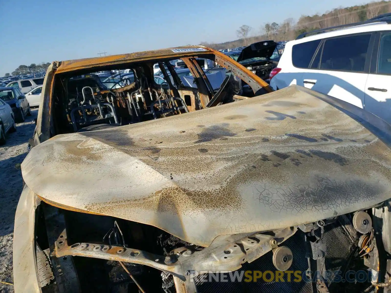 10 Photograph of a damaged car 5TDYZRFH5KS320120 TOYOTA HIGHLANDER 2019