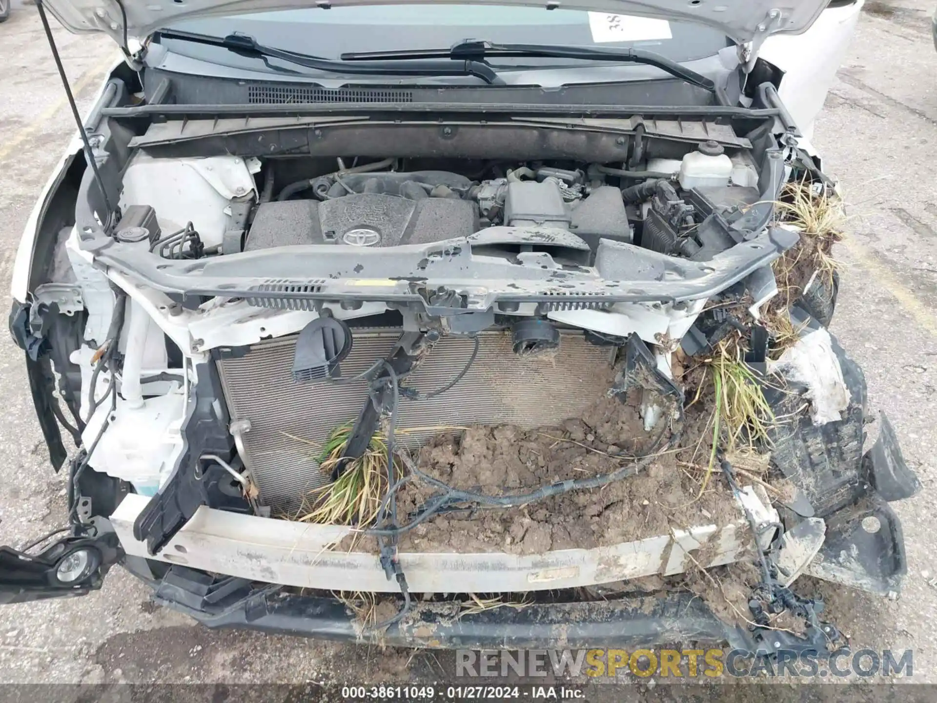 10 Photograph of a damaged car 5TDYZRFH5KS325687 TOYOTA HIGHLANDER 2019