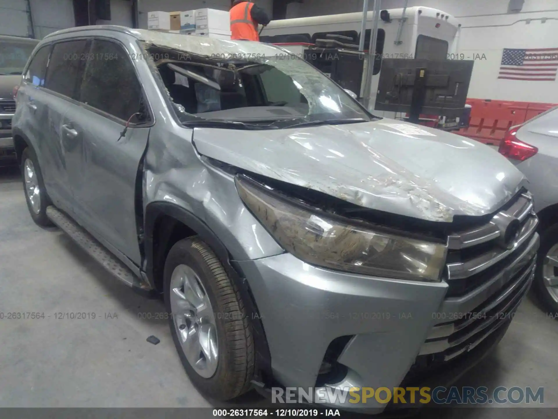 1 Photograph of a damaged car 5TDYZRFH5KS347785 TOYOTA HIGHLANDER 2019