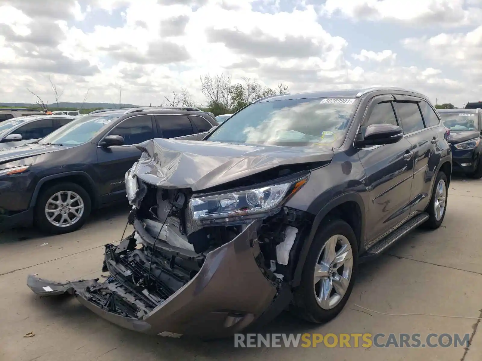 2 Photograph of a damaged car 5TDYZRFH5KS353005 TOYOTA HIGHLANDER 2019