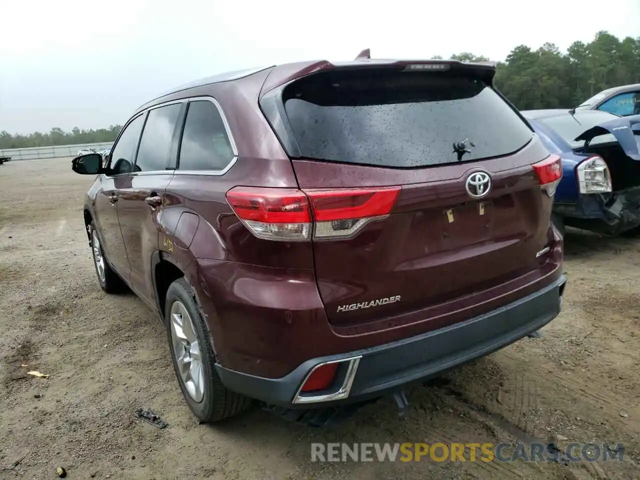 3 Photograph of a damaged car 5TDYZRFH6KS292327 TOYOTA HIGHLANDER 2019