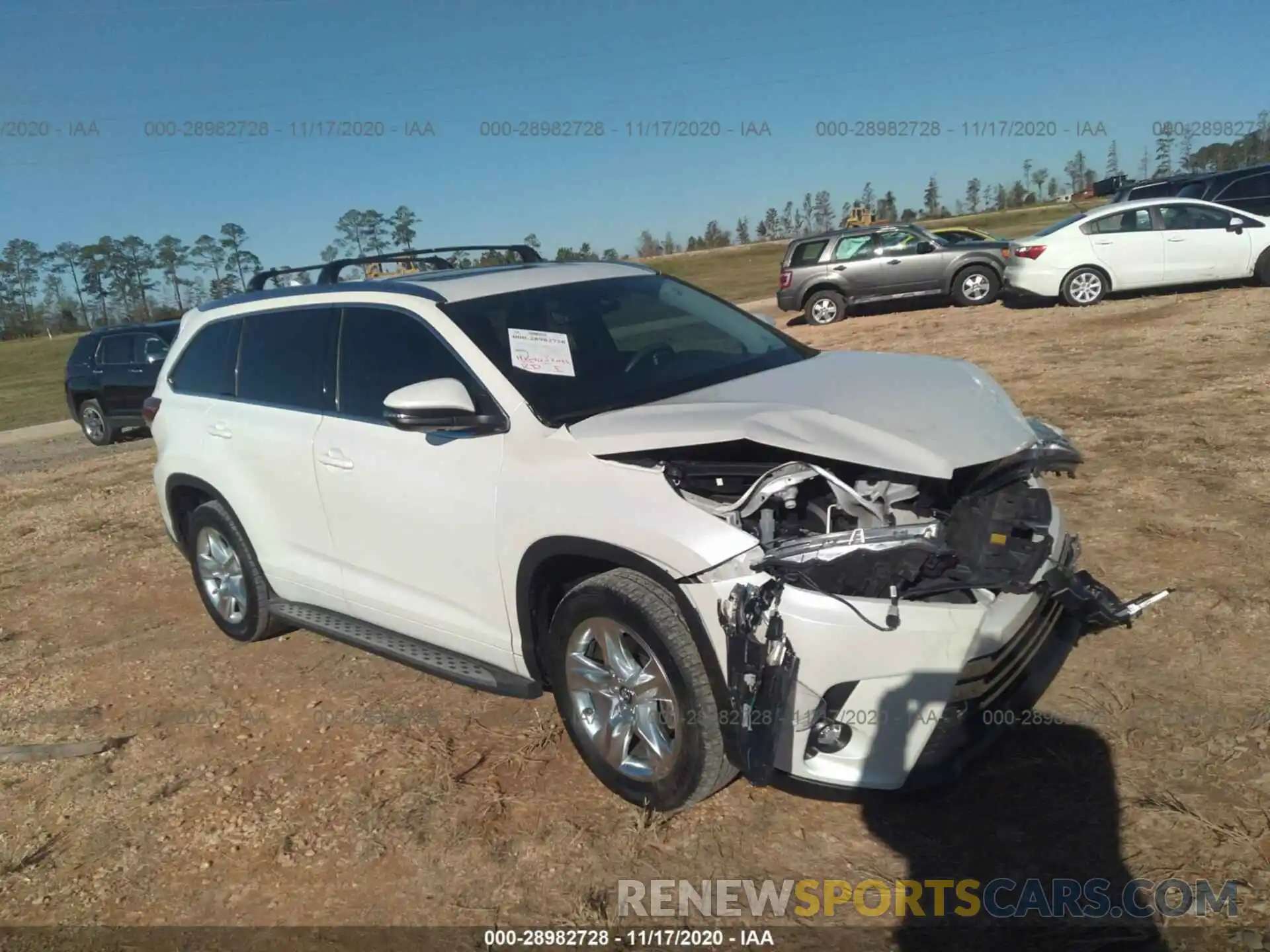 1 Photograph of a damaged car 5TDYZRFH6KS300636 TOYOTA HIGHLANDER 2019