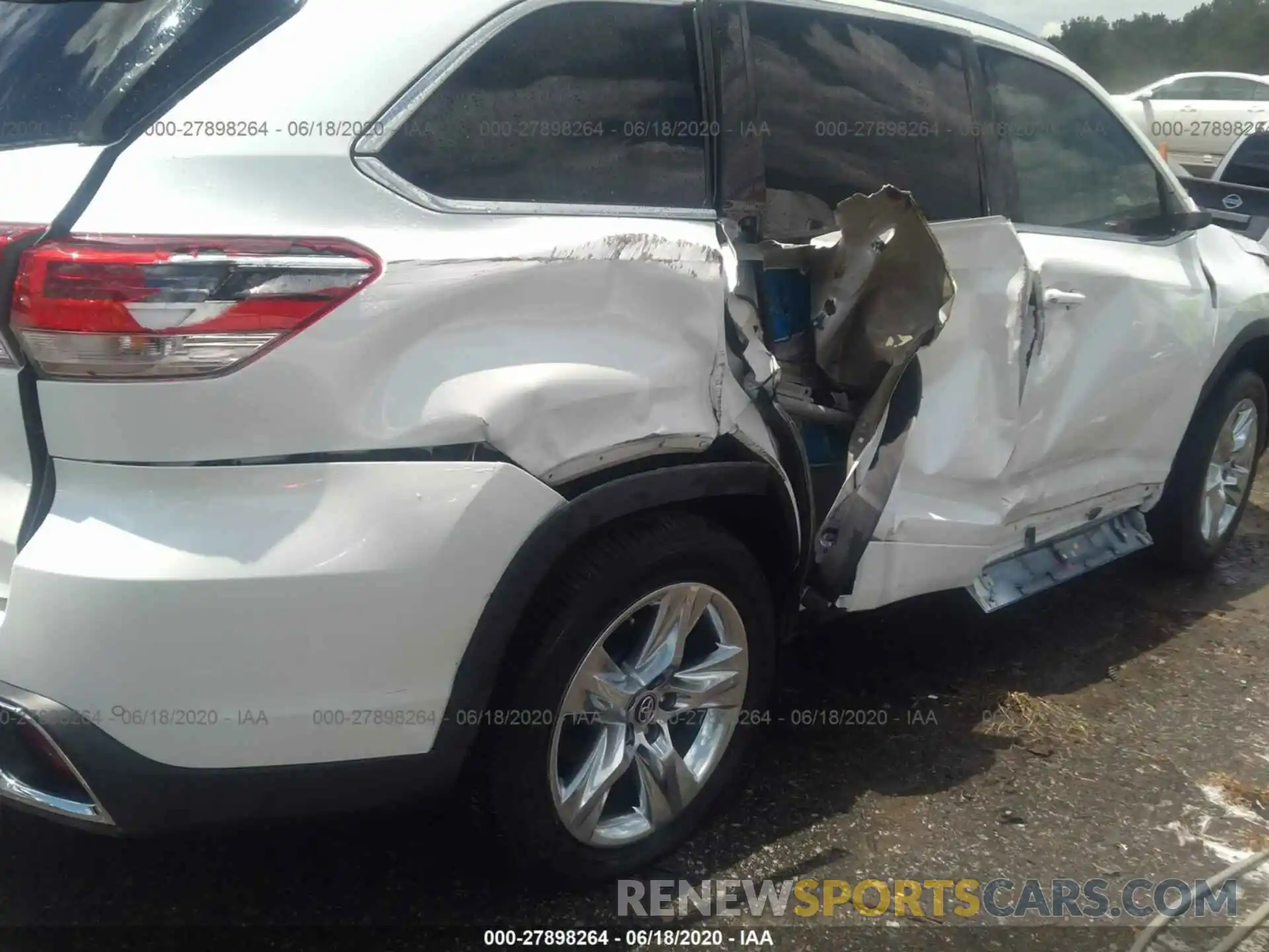 6 Photograph of a damaged car 5TDYZRFH6KS341266 TOYOTA HIGHLANDER 2019