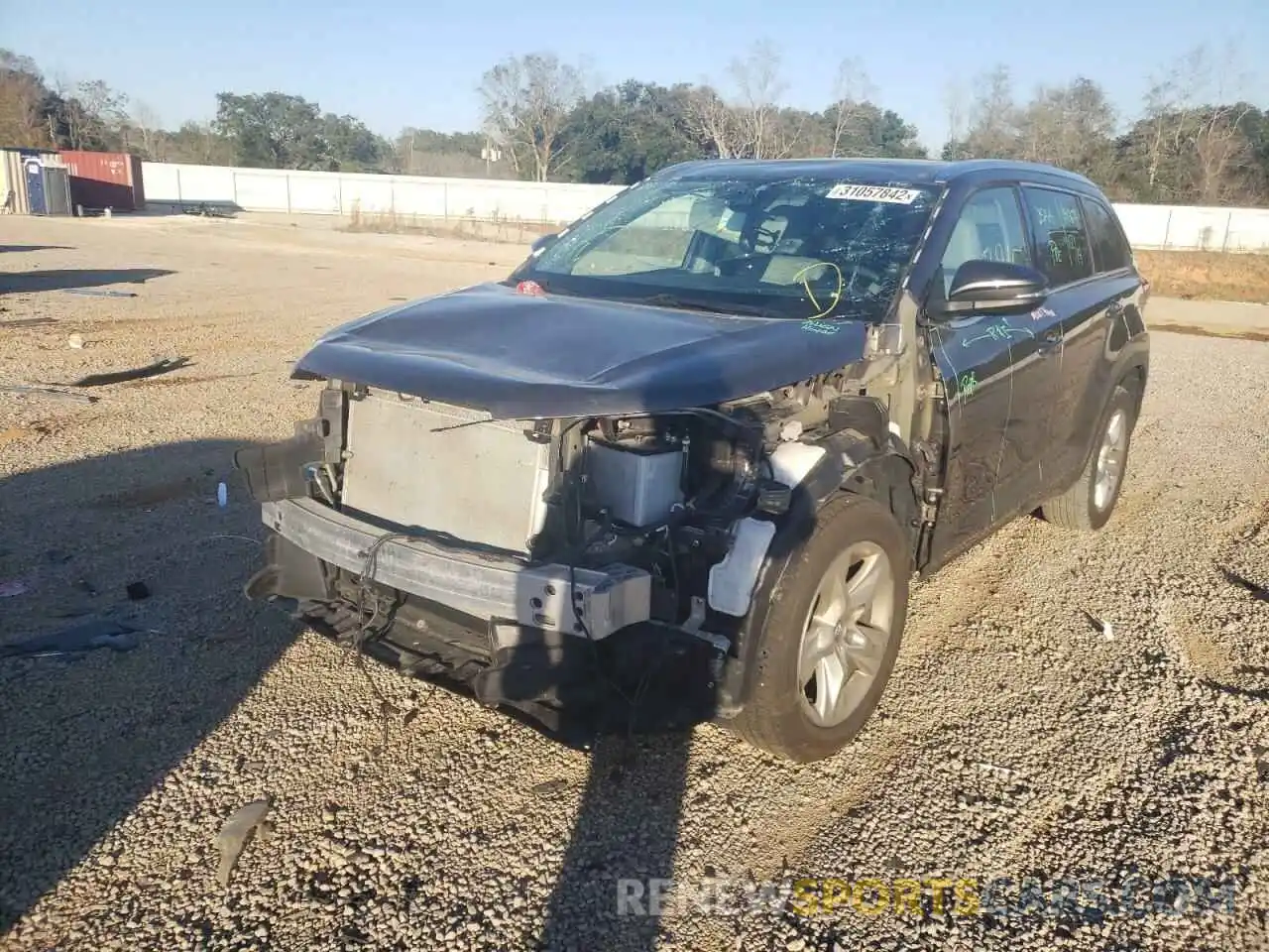 2 Photograph of a damaged car 5TDYZRFH6KS342434 TOYOTA HIGHLANDER 2019