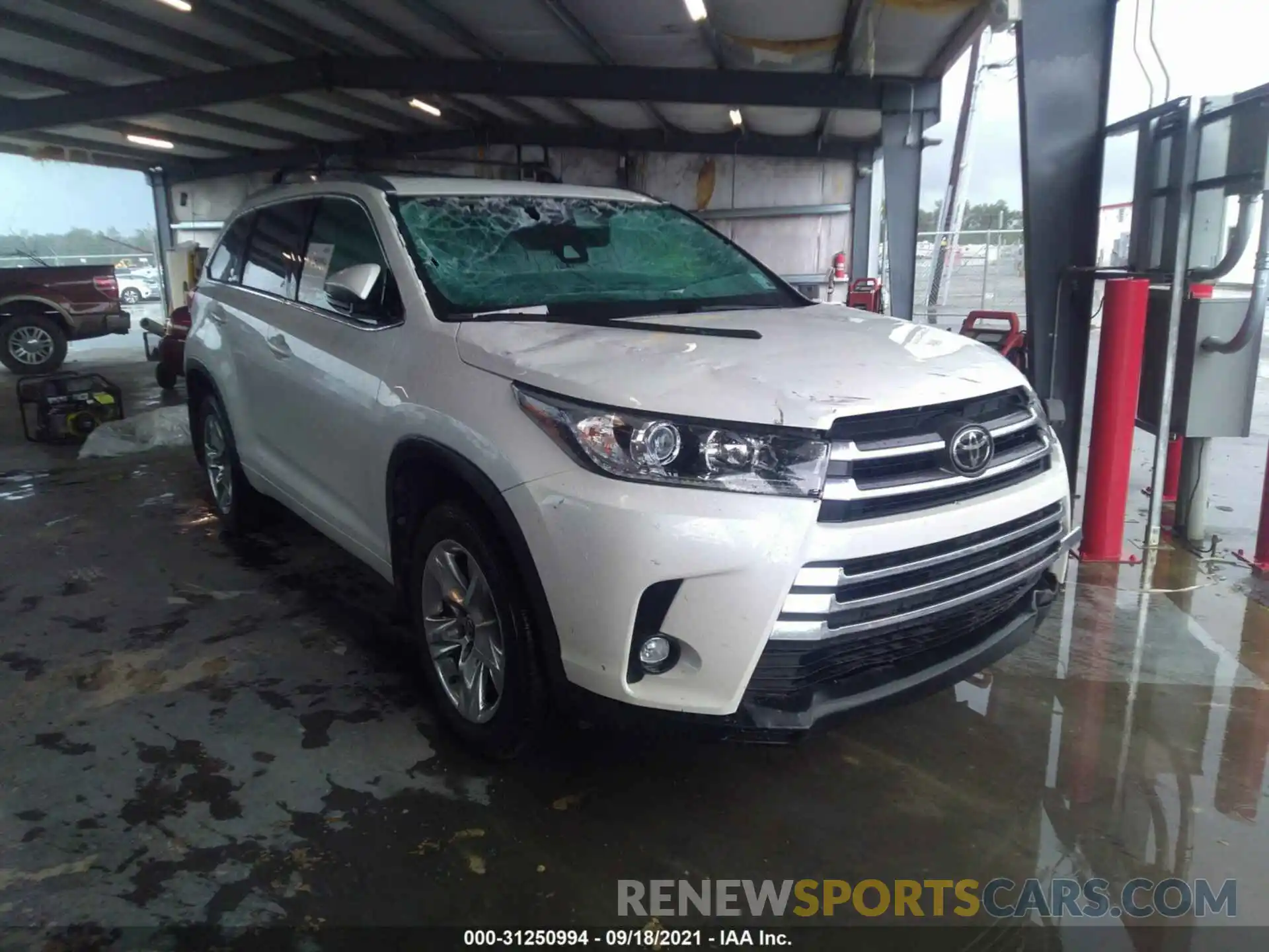 1 Фотография поврежденного автомобиля 5TDYZRFH7KS310074 TOYOTA HIGHLANDER 2019