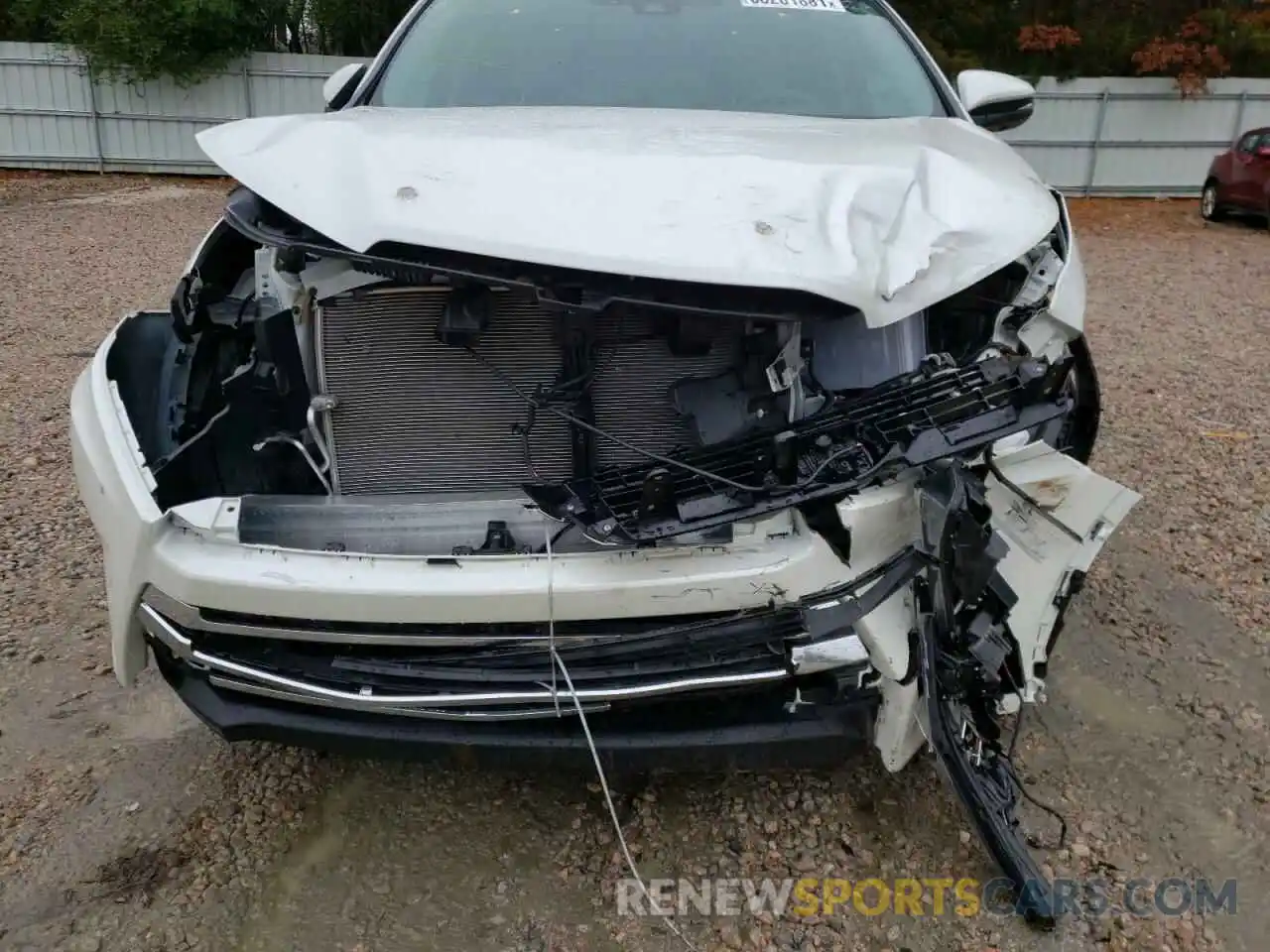 9 Photograph of a damaged car 5TDYZRFH7KS323505 TOYOTA HIGHLANDER 2019