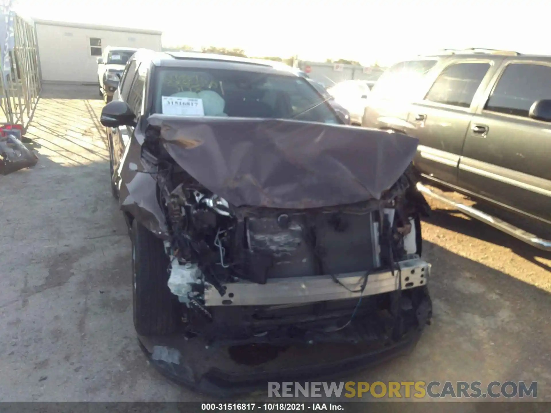 6 Photograph of a damaged car 5TDYZRFH7KS328591 TOYOTA HIGHLANDER 2019