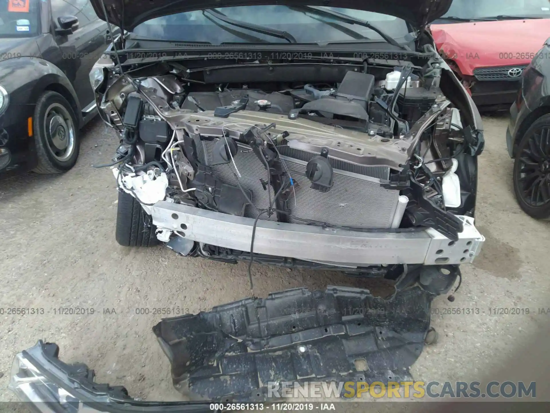 6 Photograph of a damaged car 5TDYZRFH7KS333404 TOYOTA HIGHLANDER 2019