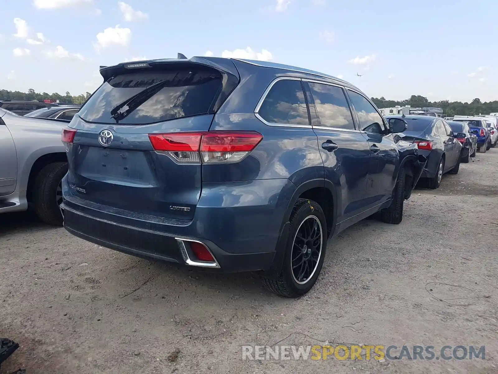 4 Фотография поврежденного автомобиля 5TDYZRFH7KS339820 TOYOTA HIGHLANDER 2019