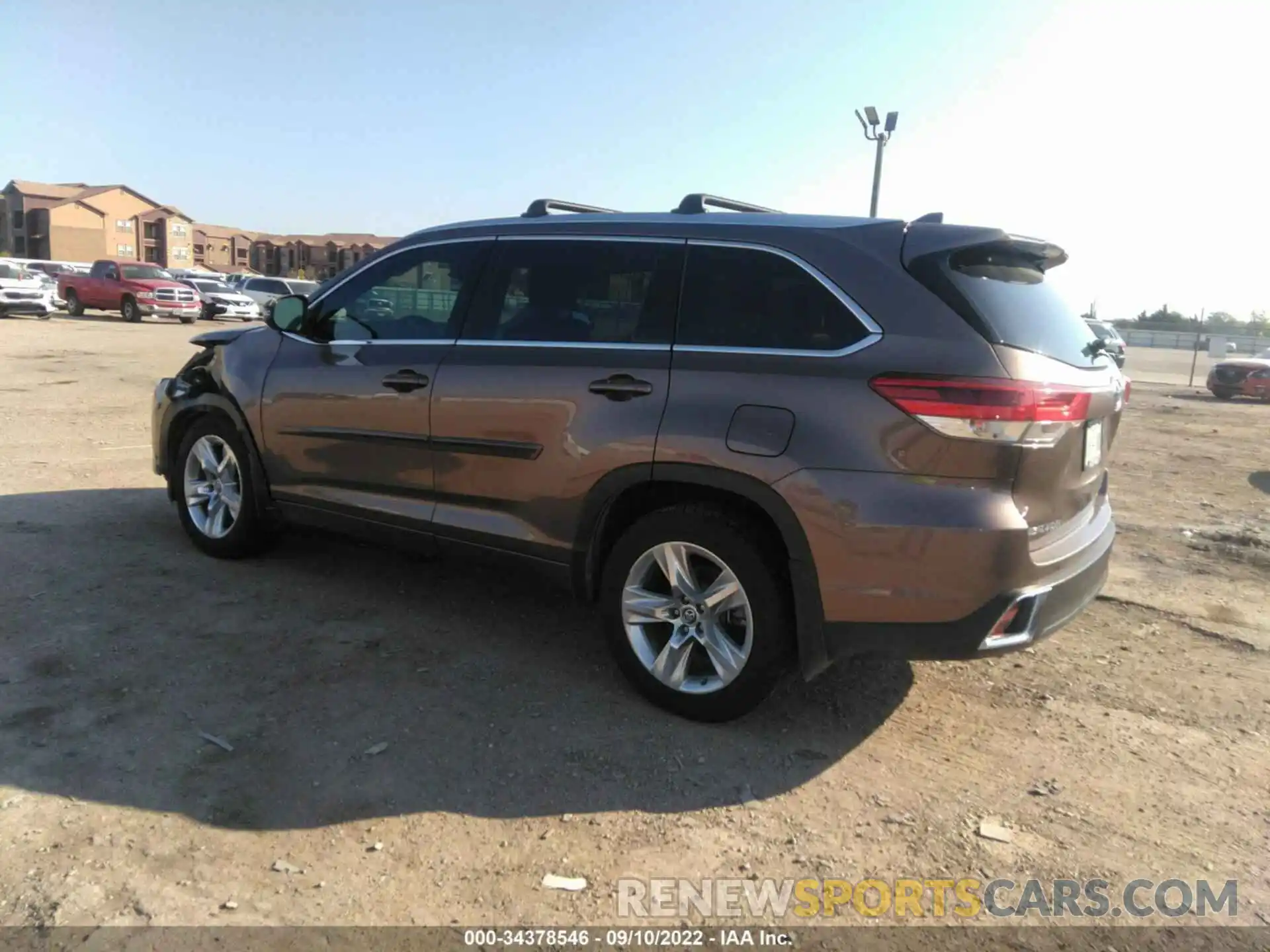 3 Photograph of a damaged car 5TDYZRFH7KS342748 TOYOTA HIGHLANDER 2019