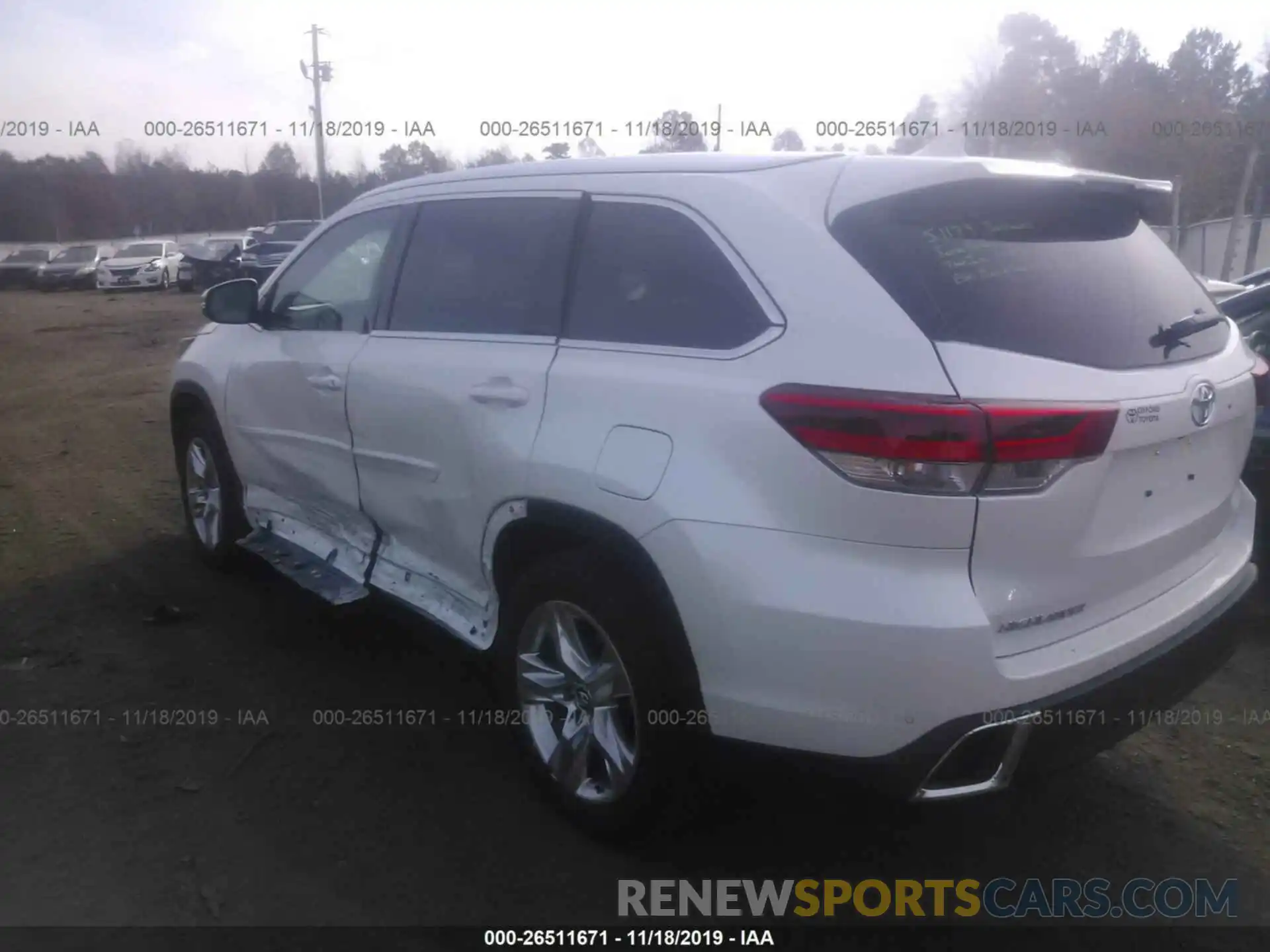 3 Photograph of a damaged car 5TDYZRFH7KS344239 TOYOTA HIGHLANDER 2019