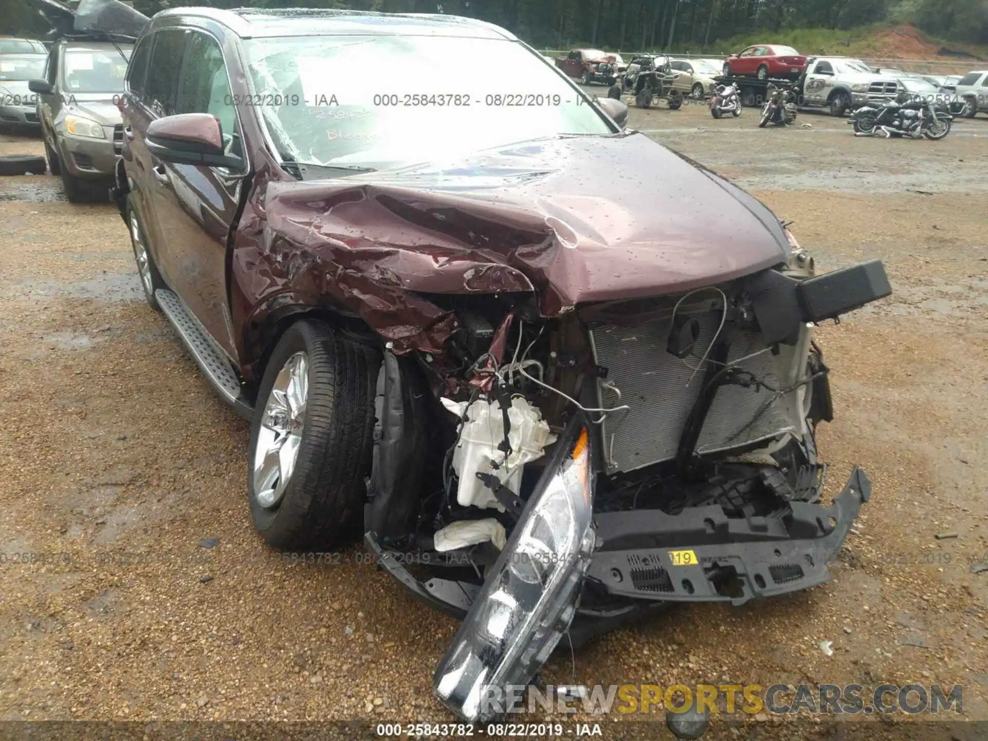 6 Photograph of a damaged car 5TDYZRFH8KS293608 TOYOTA HIGHLANDER 2019