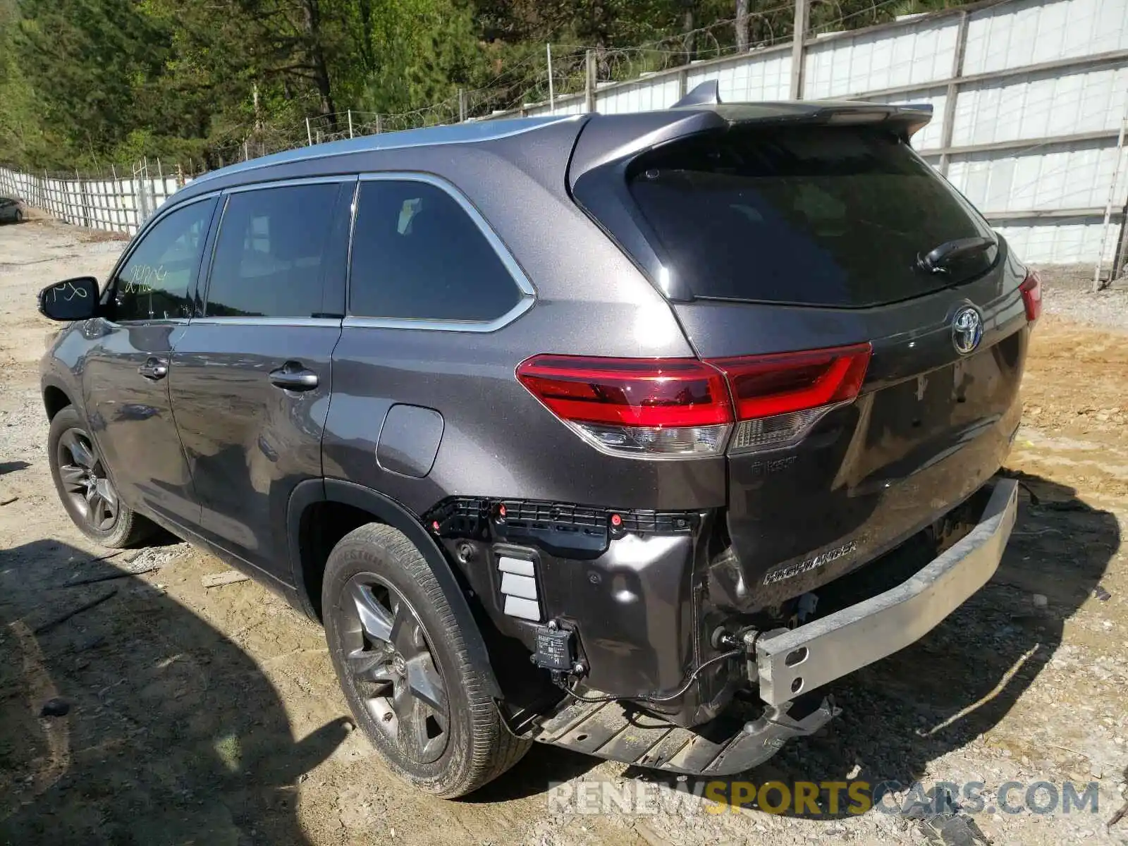 3 Фотография поврежденного автомобиля 5TDYZRFH8KS301061 TOYOTA HIGHLANDER 2019