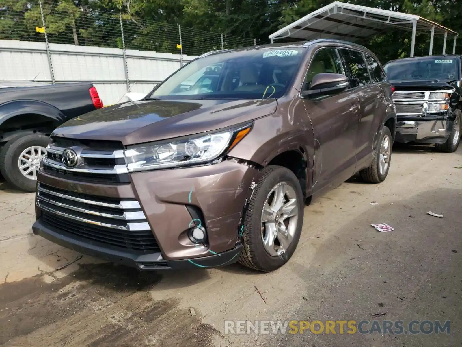 2 Photograph of a damaged car 5TDYZRFH8KS302663 TOYOTA HIGHLANDER 2019