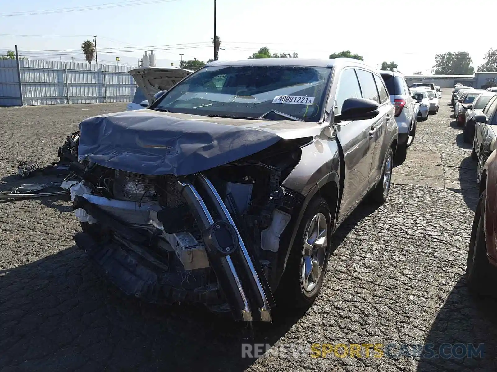 2 Photograph of a damaged car 5TDYZRFH8KS322315 TOYOTA HIGHLANDER 2019