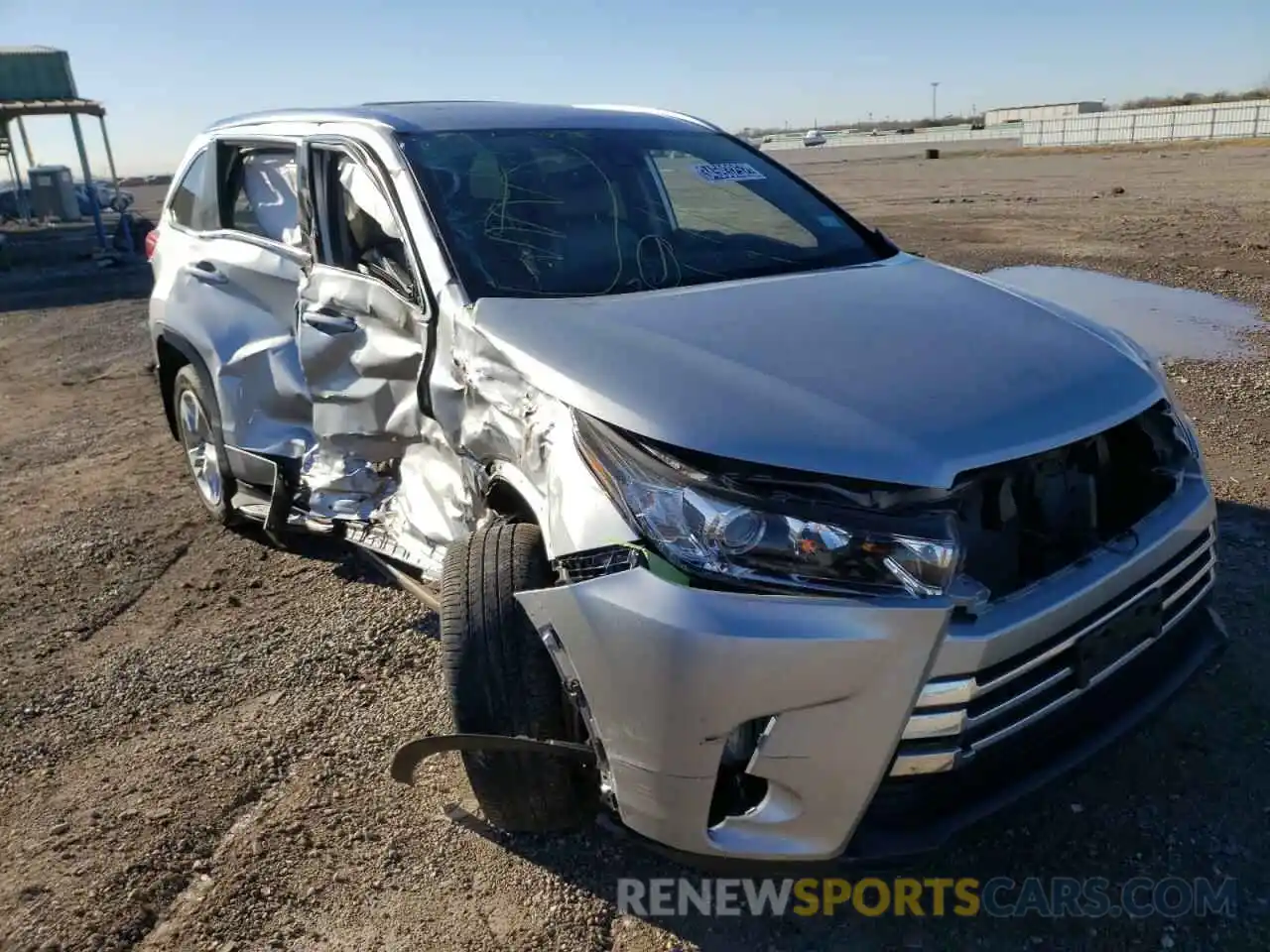 1 Photograph of a damaged car 5TDYZRFH8KS325103 TOYOTA HIGHLANDER 2019