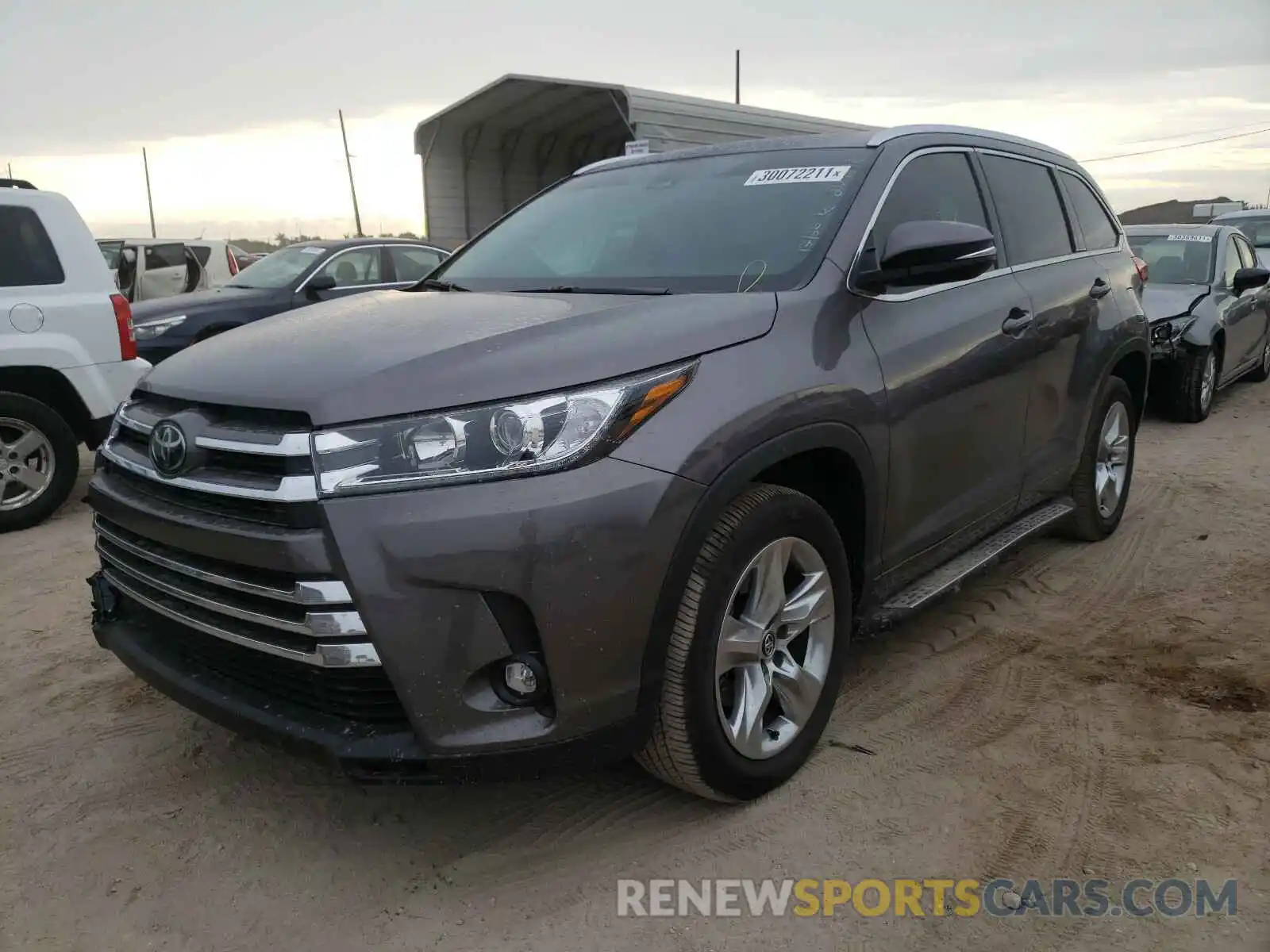 2 Photograph of a damaged car 5TDYZRFH9KS291480 TOYOTA HIGHLANDER 2019