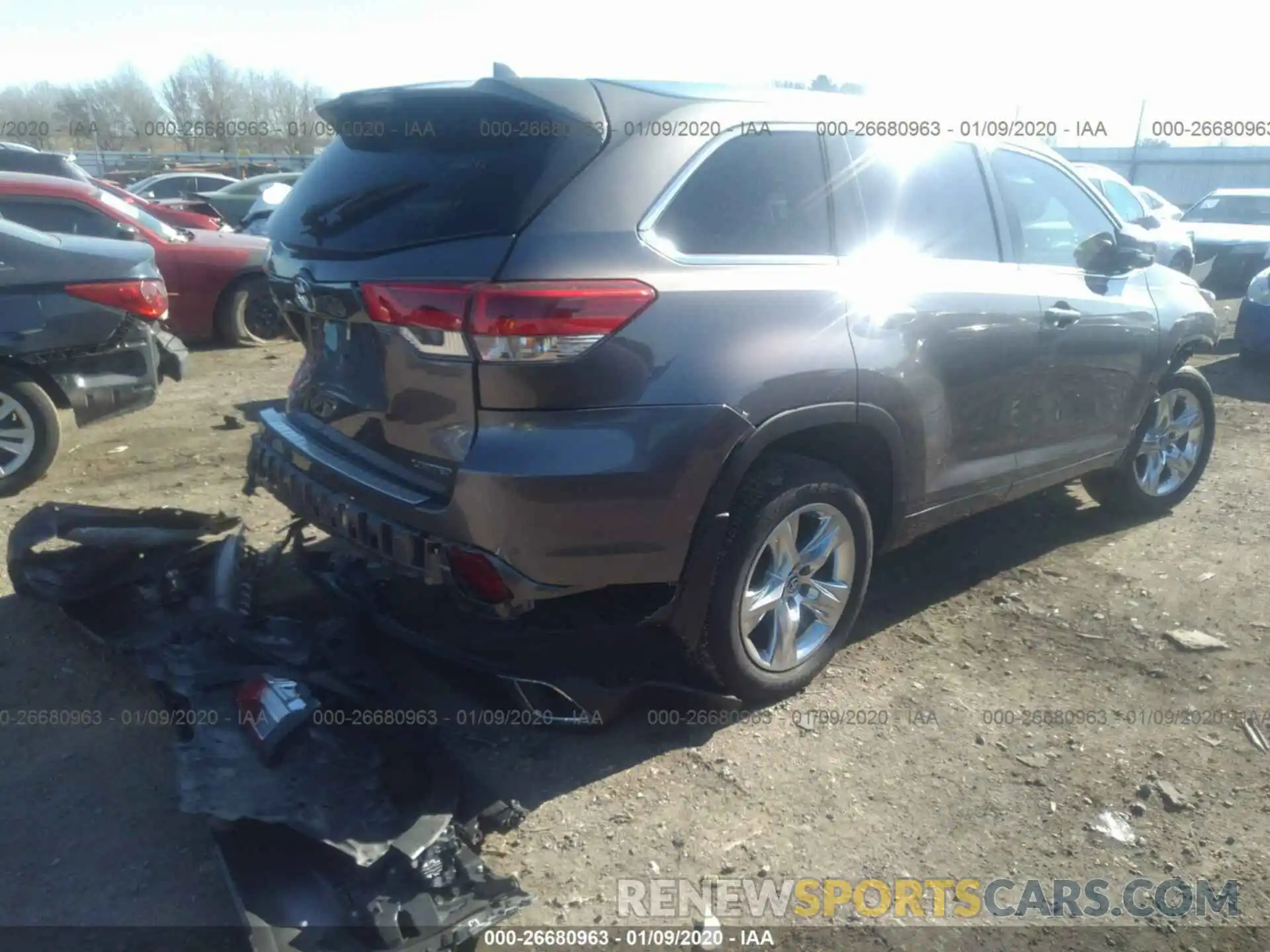 4 Фотография поврежденного автомобиля 5TDYZRFH9KS297649 TOYOTA HIGHLANDER 2019