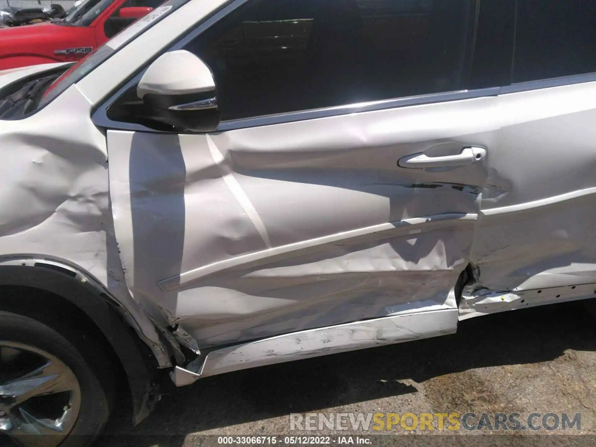 6 Photograph of a damaged car 5TDYZRFH9KS298400 TOYOTA HIGHLANDER 2019