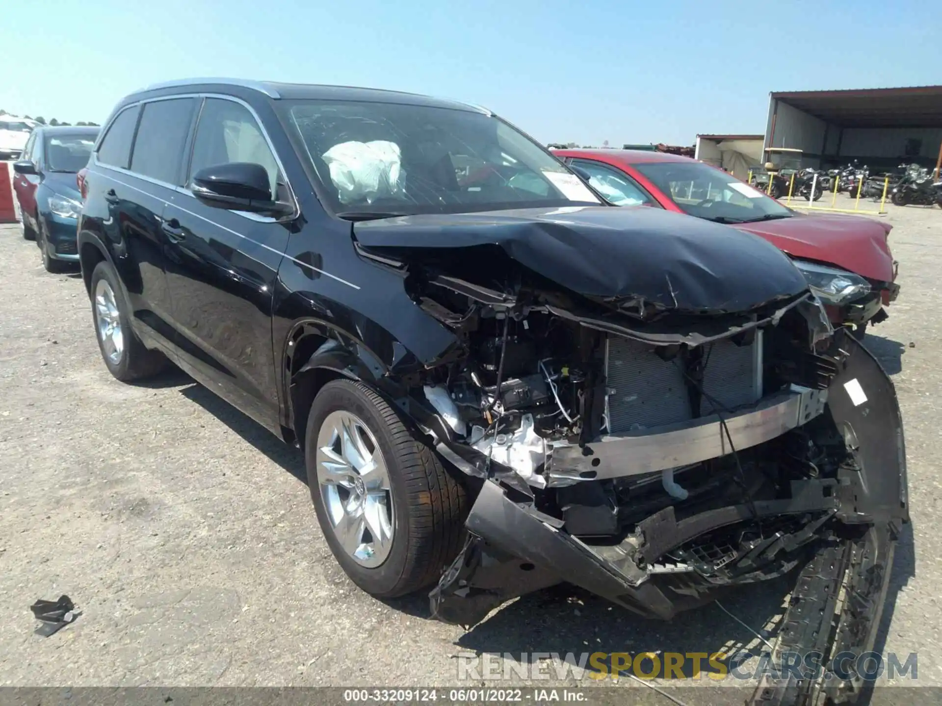 1 Photograph of a damaged car 5TDYZRFH9KS329709 TOYOTA HIGHLANDER 2019