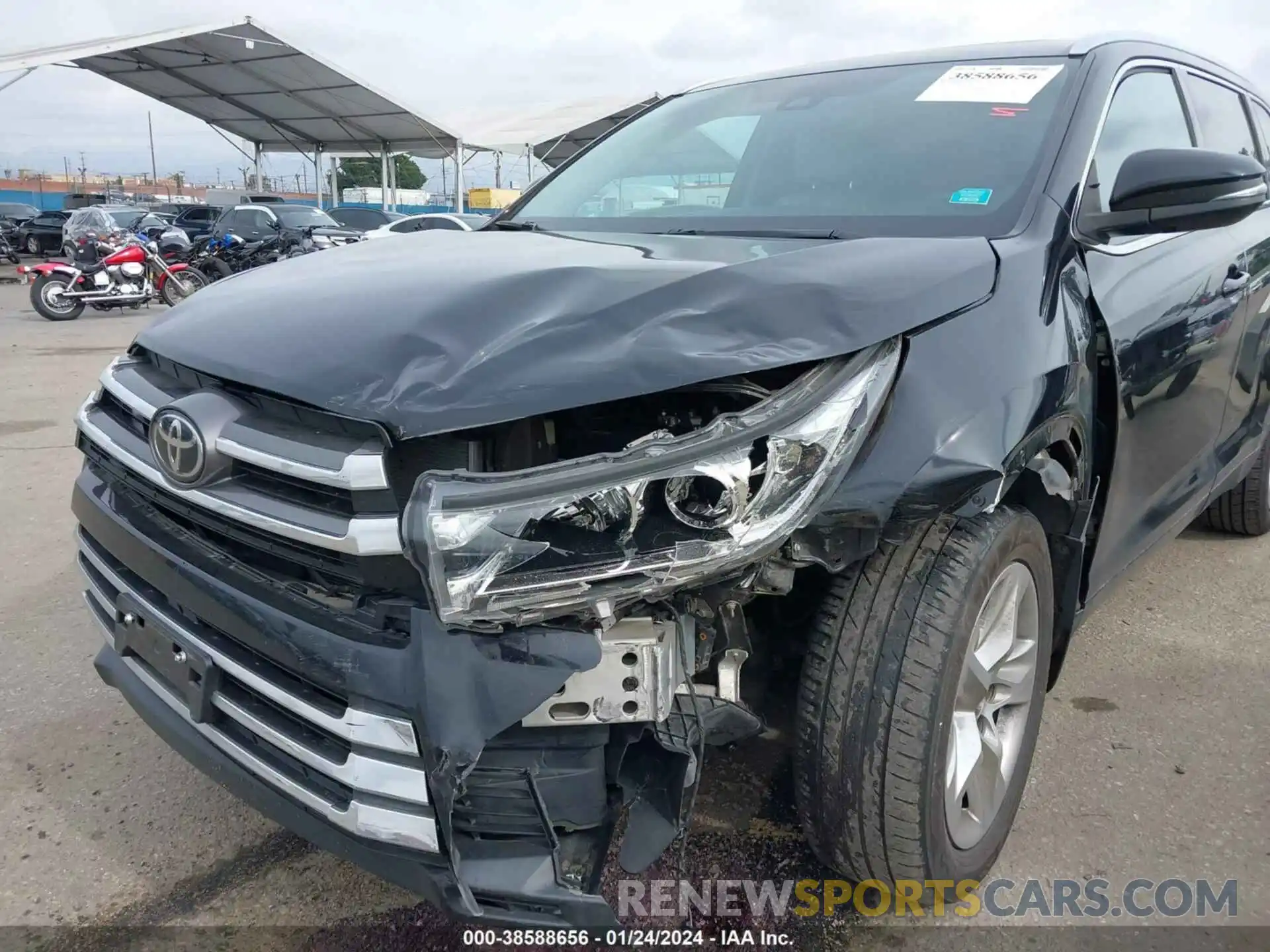 6 Photograph of a damaged car 5TDYZRFH9KS339737 TOYOTA HIGHLANDER 2019