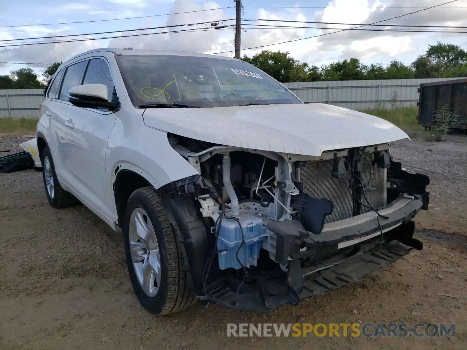 1 Photograph of a damaged car 5TDYZRFH9KS340841 TOYOTA HIGHLANDER 2019