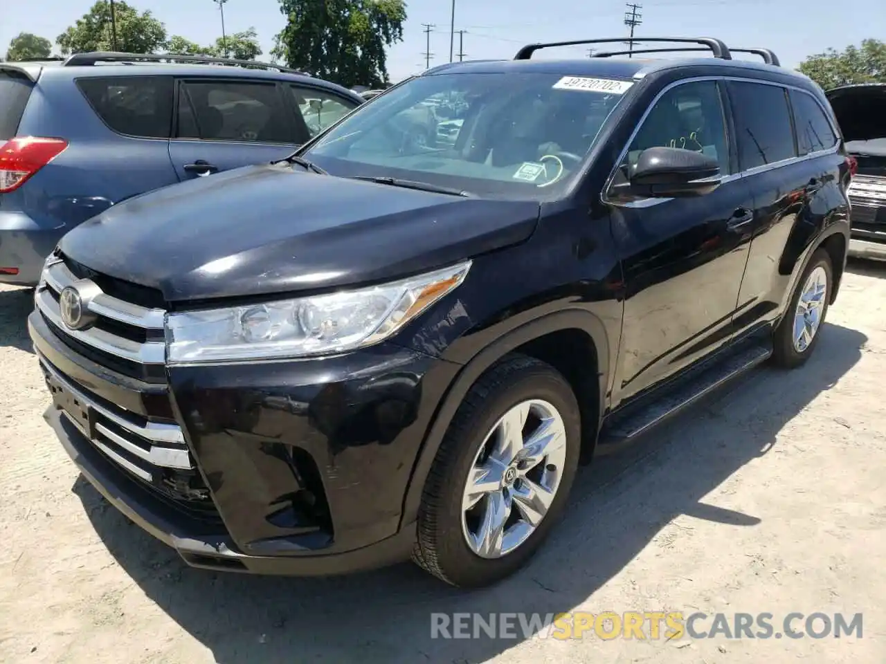 2 Photograph of a damaged car 5TDYZRFH9KS348874 TOYOTA HIGHLANDER 2019