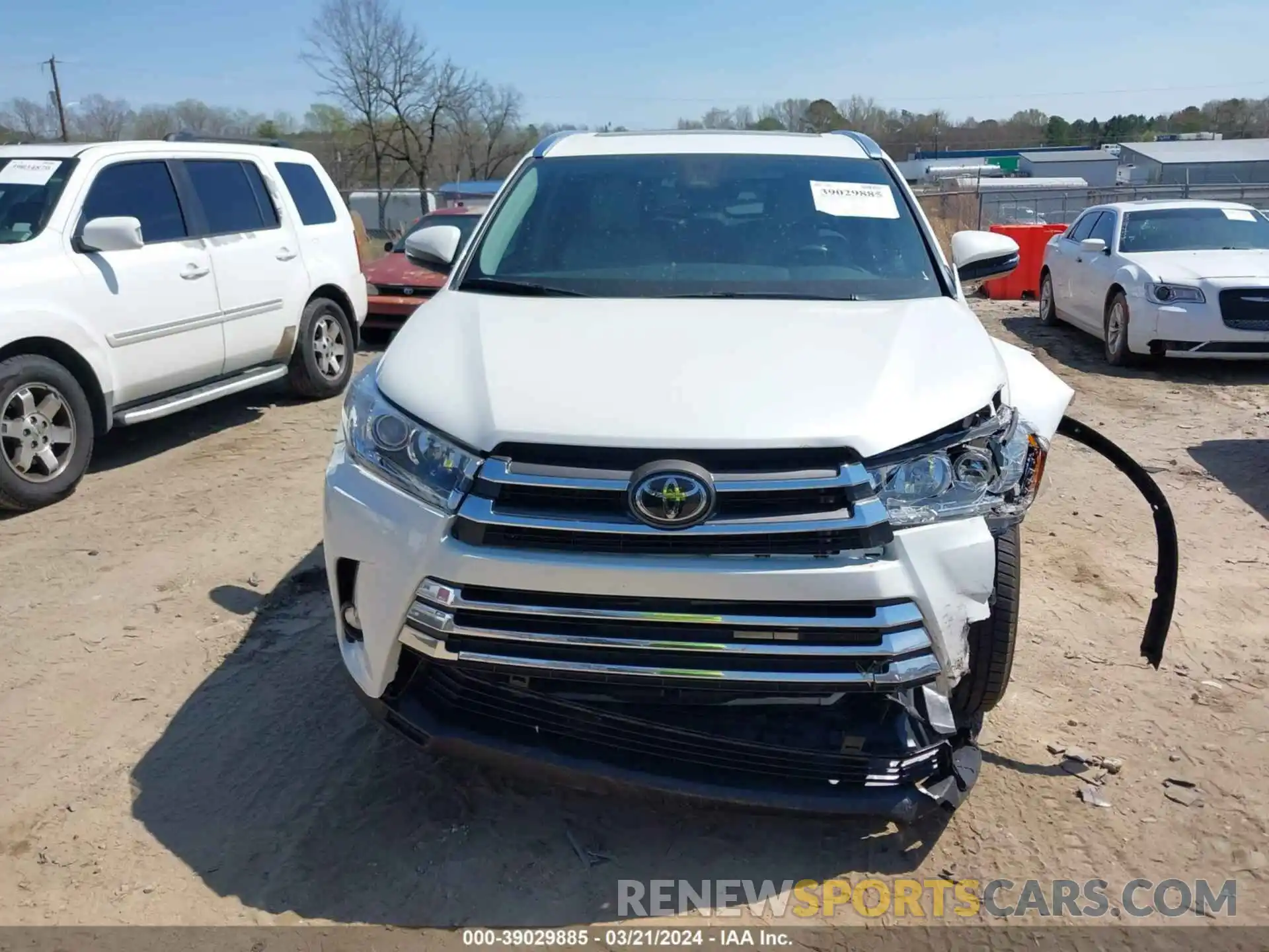 12 Photograph of a damaged car 5TDYZRFHXKS302387 TOYOTA HIGHLANDER 2019