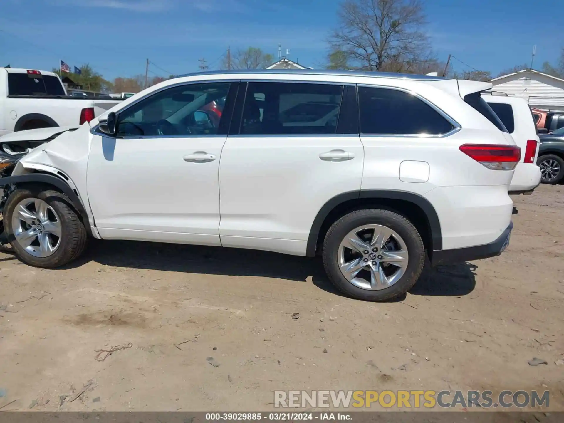 14 Photograph of a damaged car 5TDYZRFHXKS302387 TOYOTA HIGHLANDER 2019