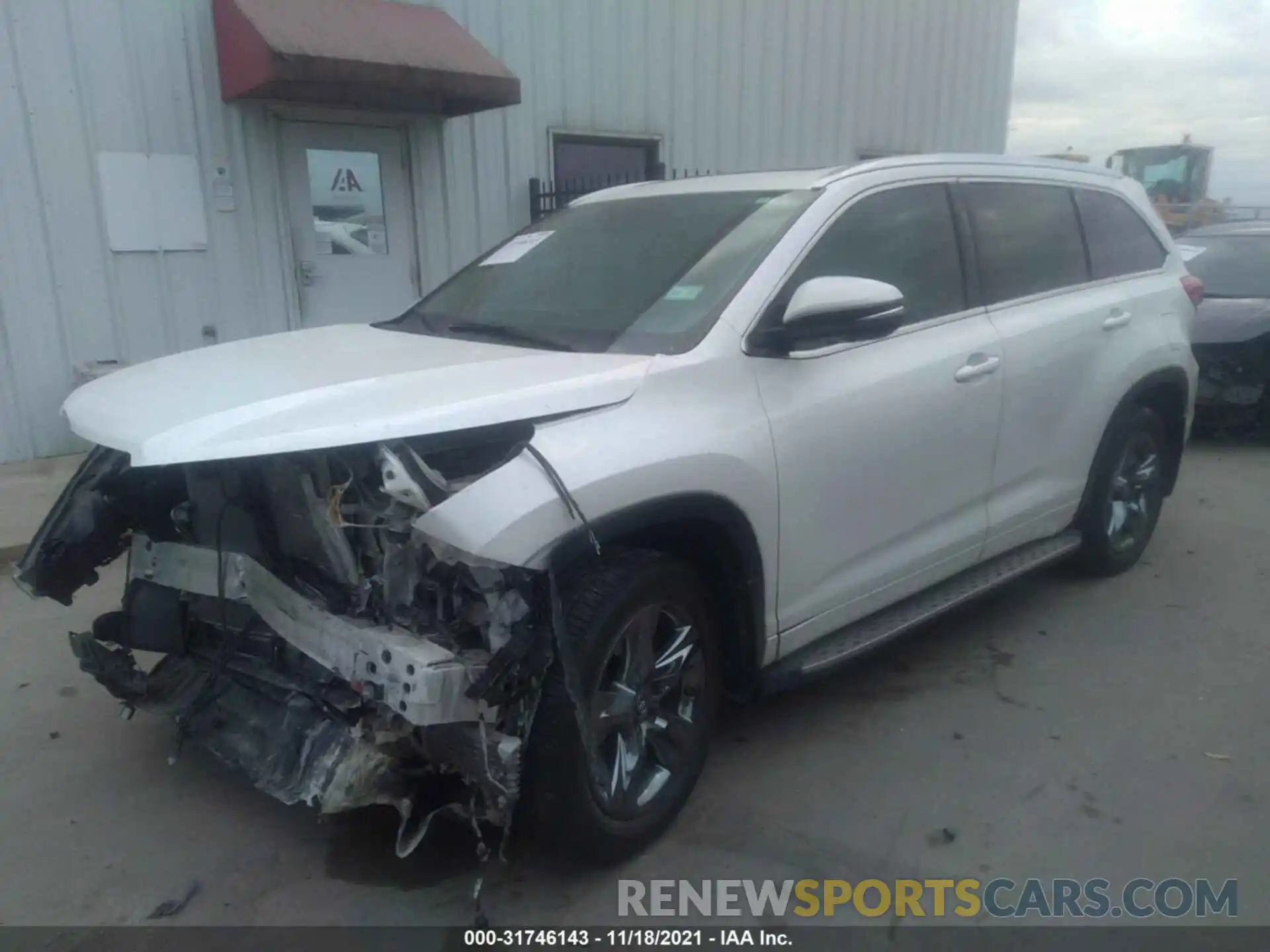 2 Photograph of a damaged car 5TDYZRFHXKS321330 TOYOTA HIGHLANDER 2019