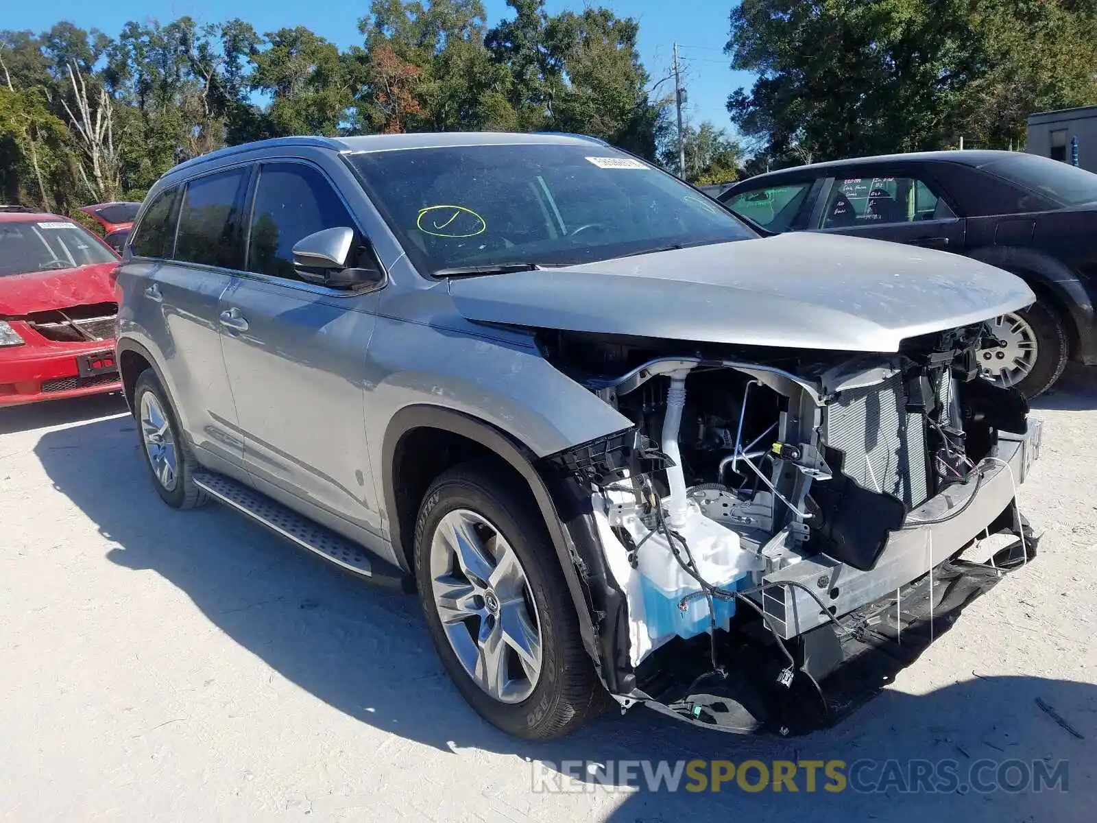 1 Photograph of a damaged car 5TDYZRFHXKS322123 TOYOTA HIGHLANDER 2019