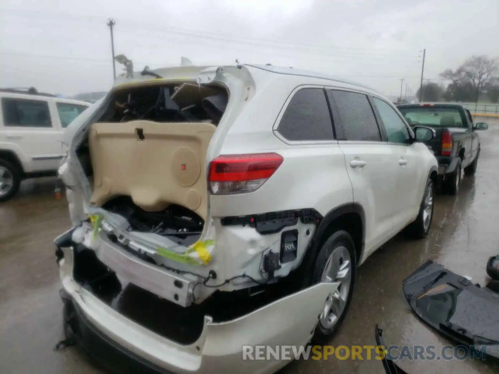 4 Фотография поврежденного автомобиля 5TDYZRFHXKS327760 TOYOTA HIGHLANDER 2019