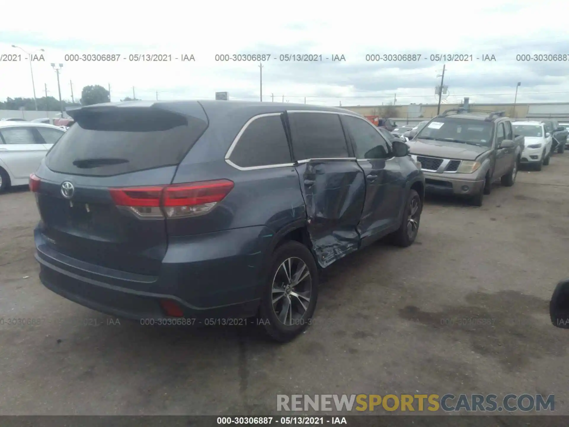 4 Фотография поврежденного автомобиля 5TDZARFH0KS042898 TOYOTA HIGHLANDER 2019