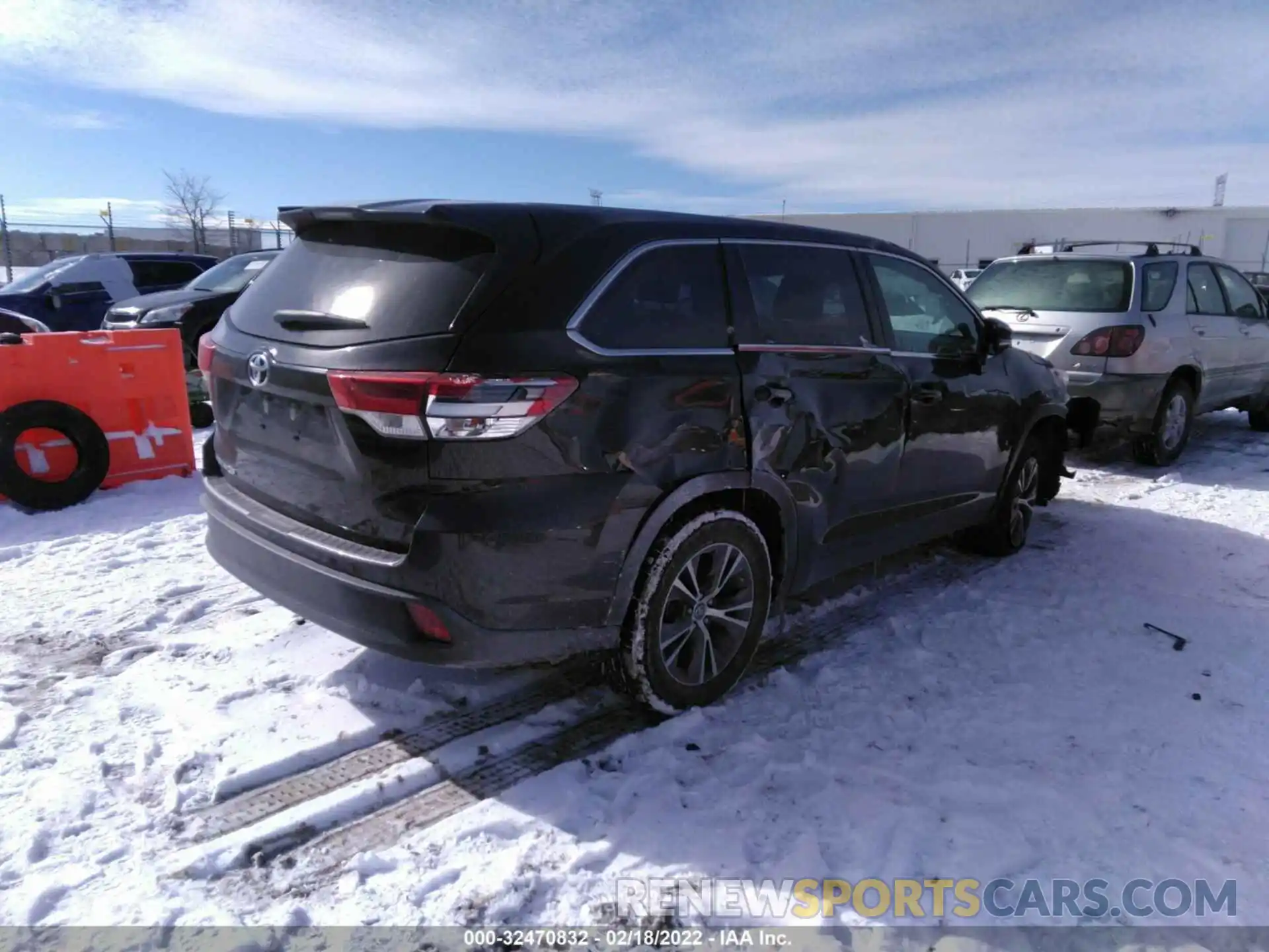 4 Фотография поврежденного автомобиля 5TDZARFH0KS044716 TOYOTA HIGHLANDER 2019