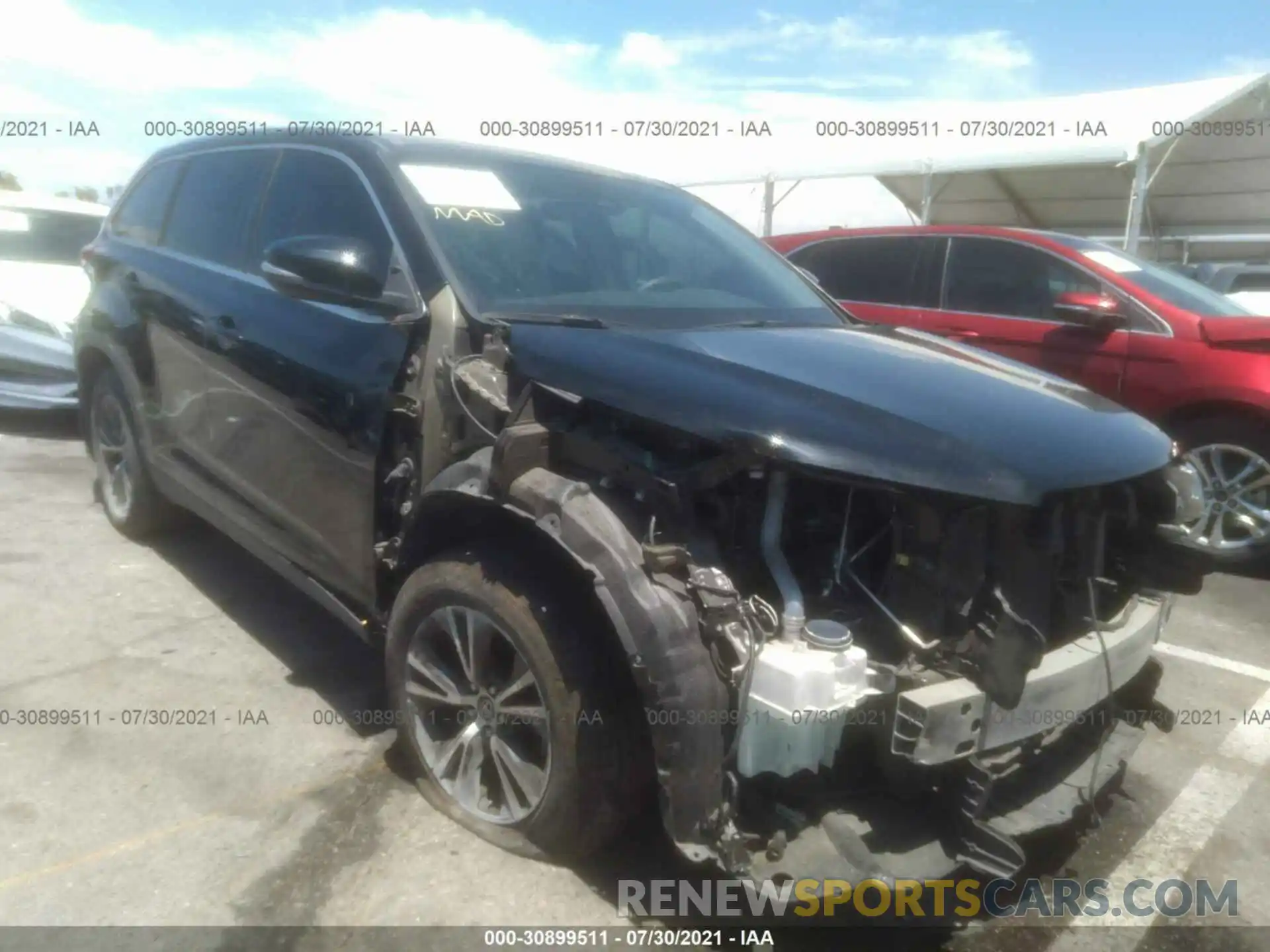 1 Photograph of a damaged car 5TDZARFH0KS046398 TOYOTA HIGHLANDER 2019