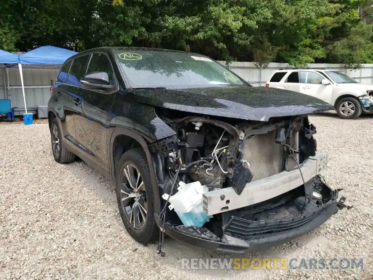 1 Photograph of a damaged car 5TDZARFH0KS047504 TOYOTA HIGHLANDER 2019